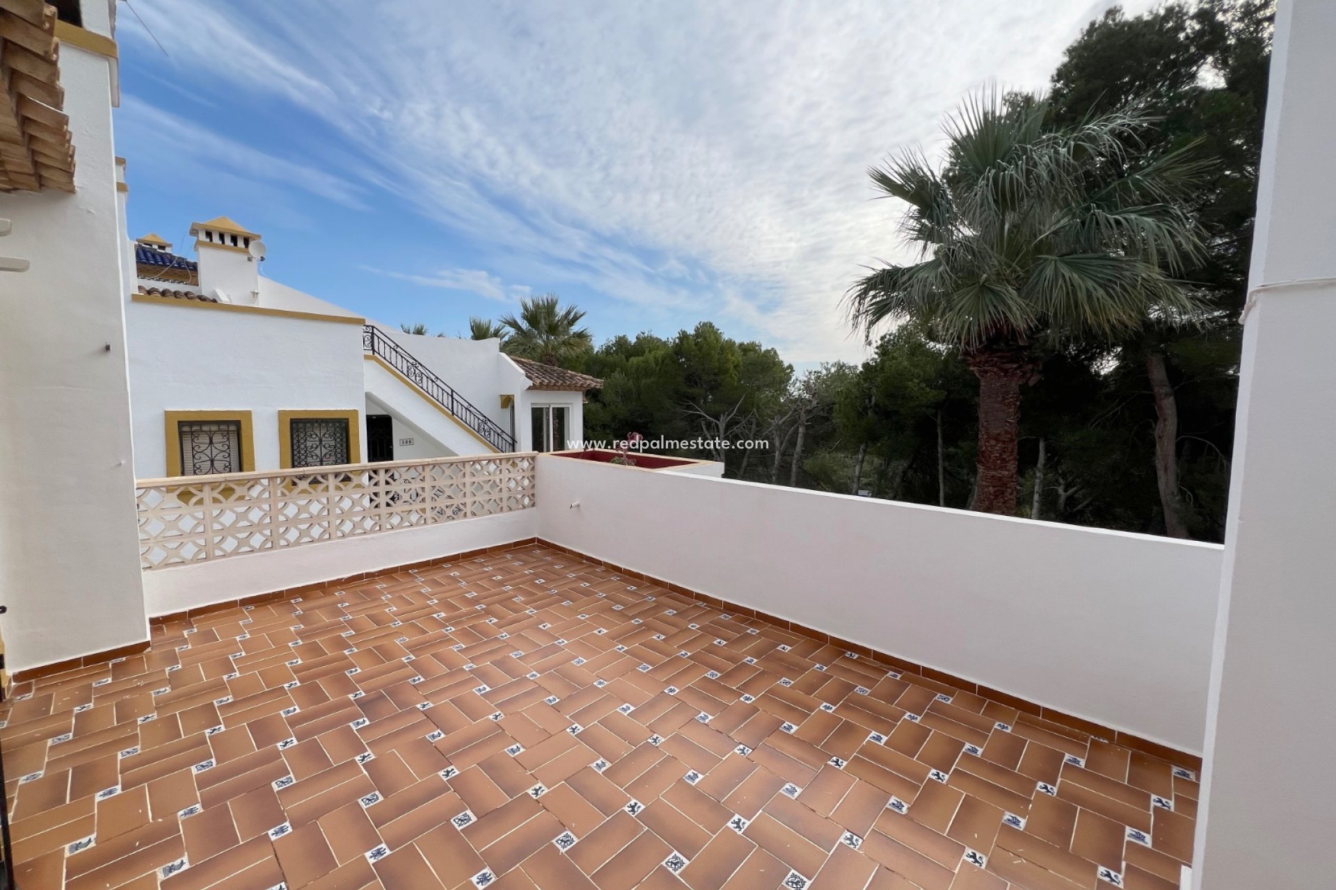 Resale - Villa -
Orihuela Costa - Villamartín