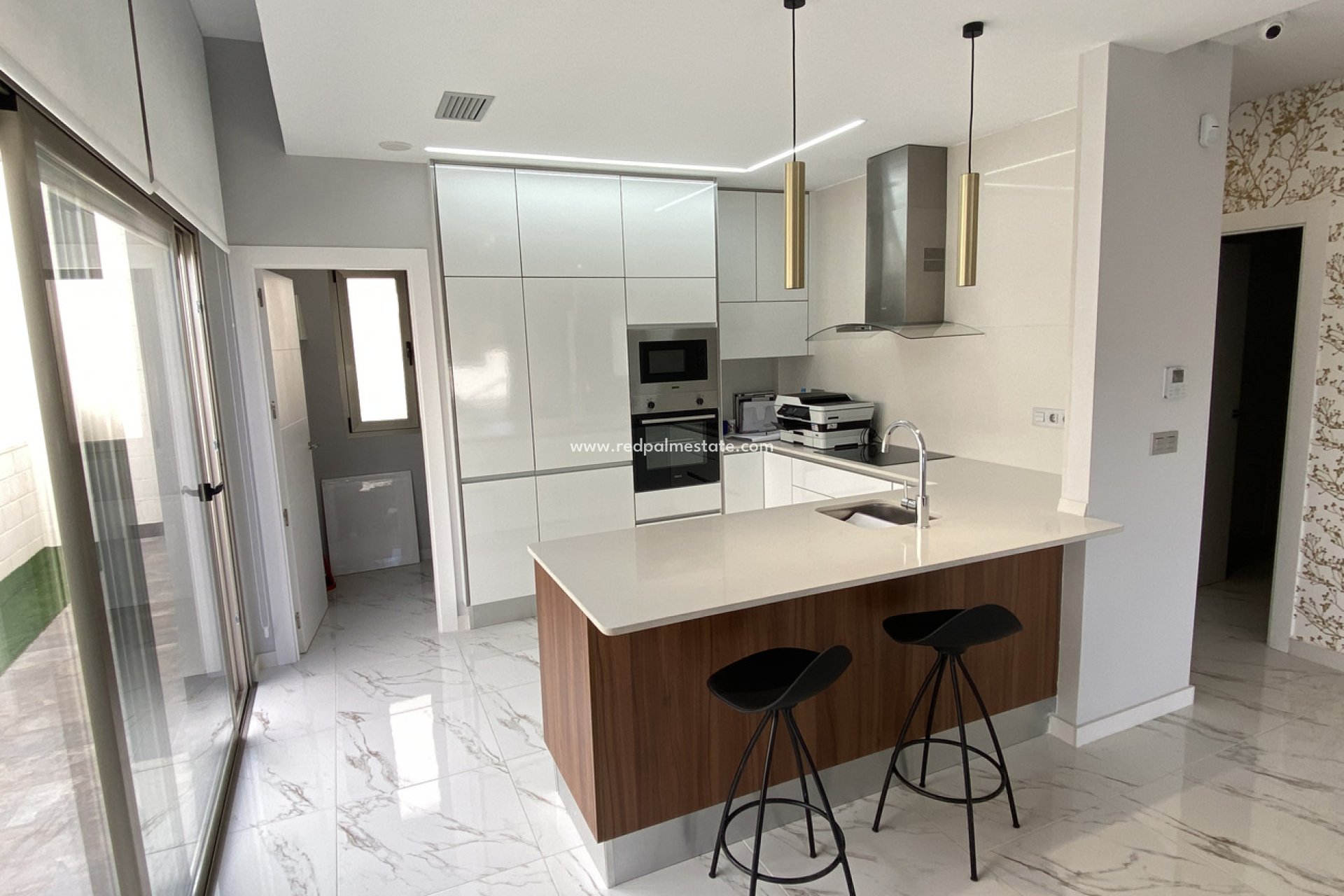 Resale - Villa -
Orihuela Costa - Villamartín