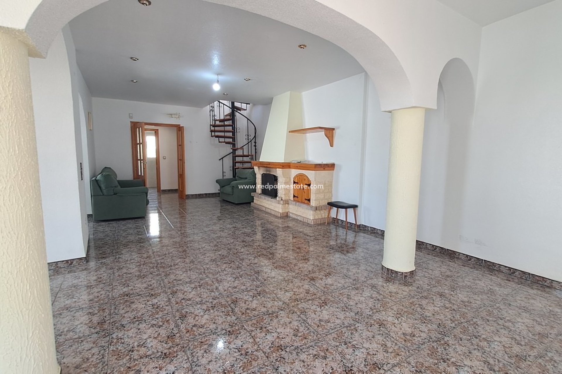 Resale - Villa -
Orihuela Costa - Villamartín
