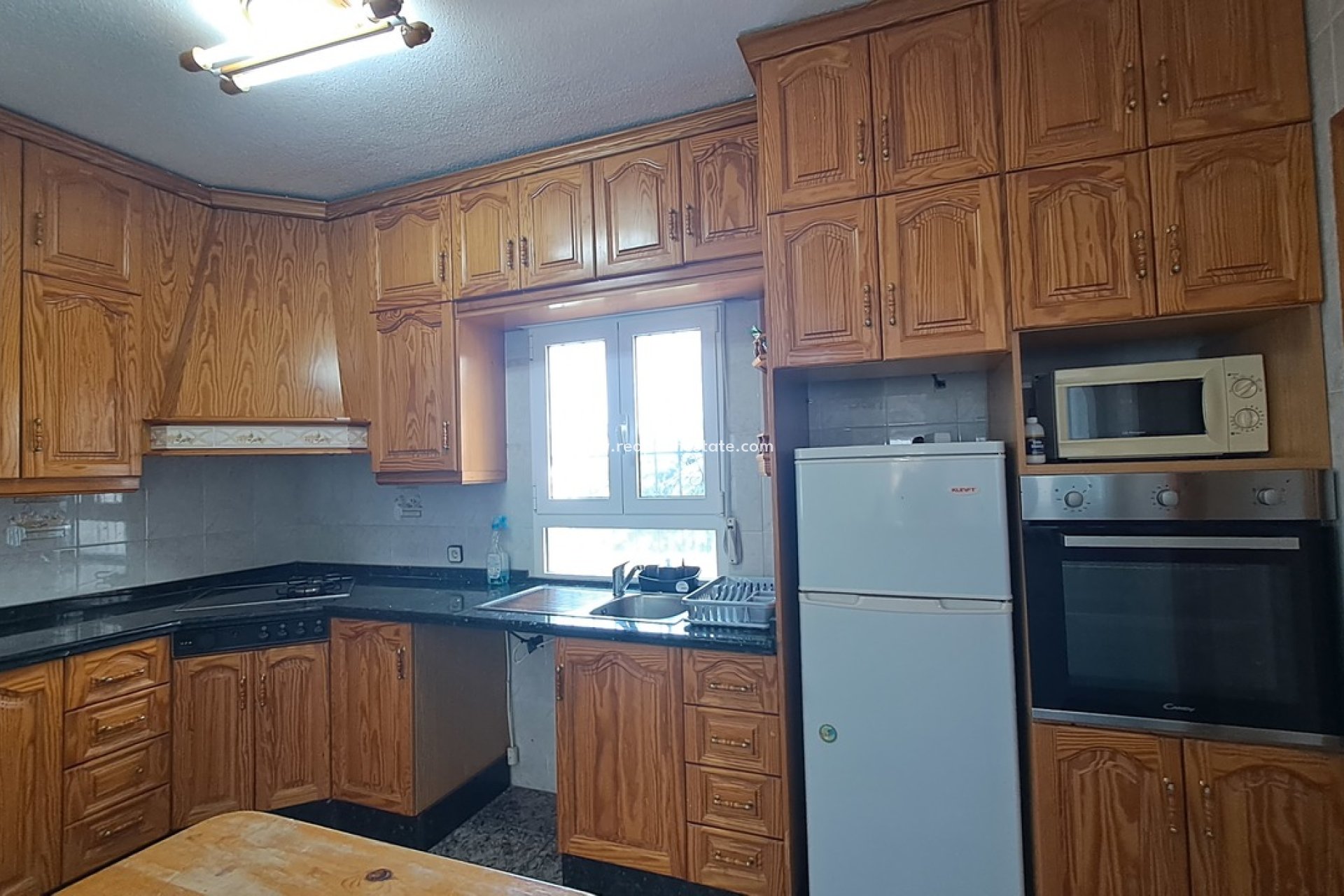 Resale - Villa -
Orihuela Costa - Villamartín