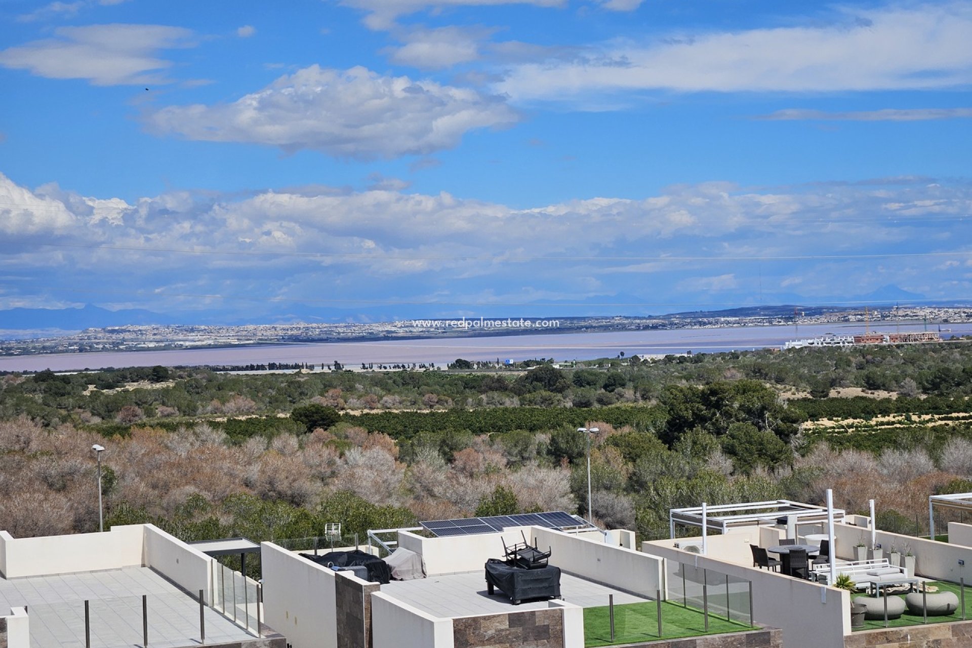 Resale - Villa -
Orihuela Costa - Villamartín