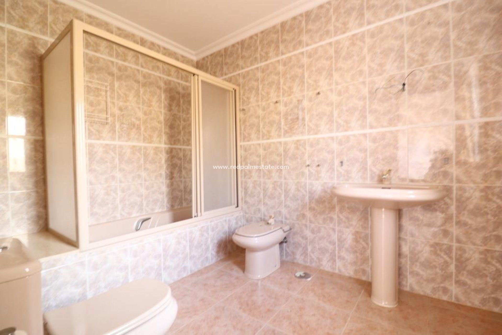 Resale - Villa -
Orihuela Costa - Villamartín