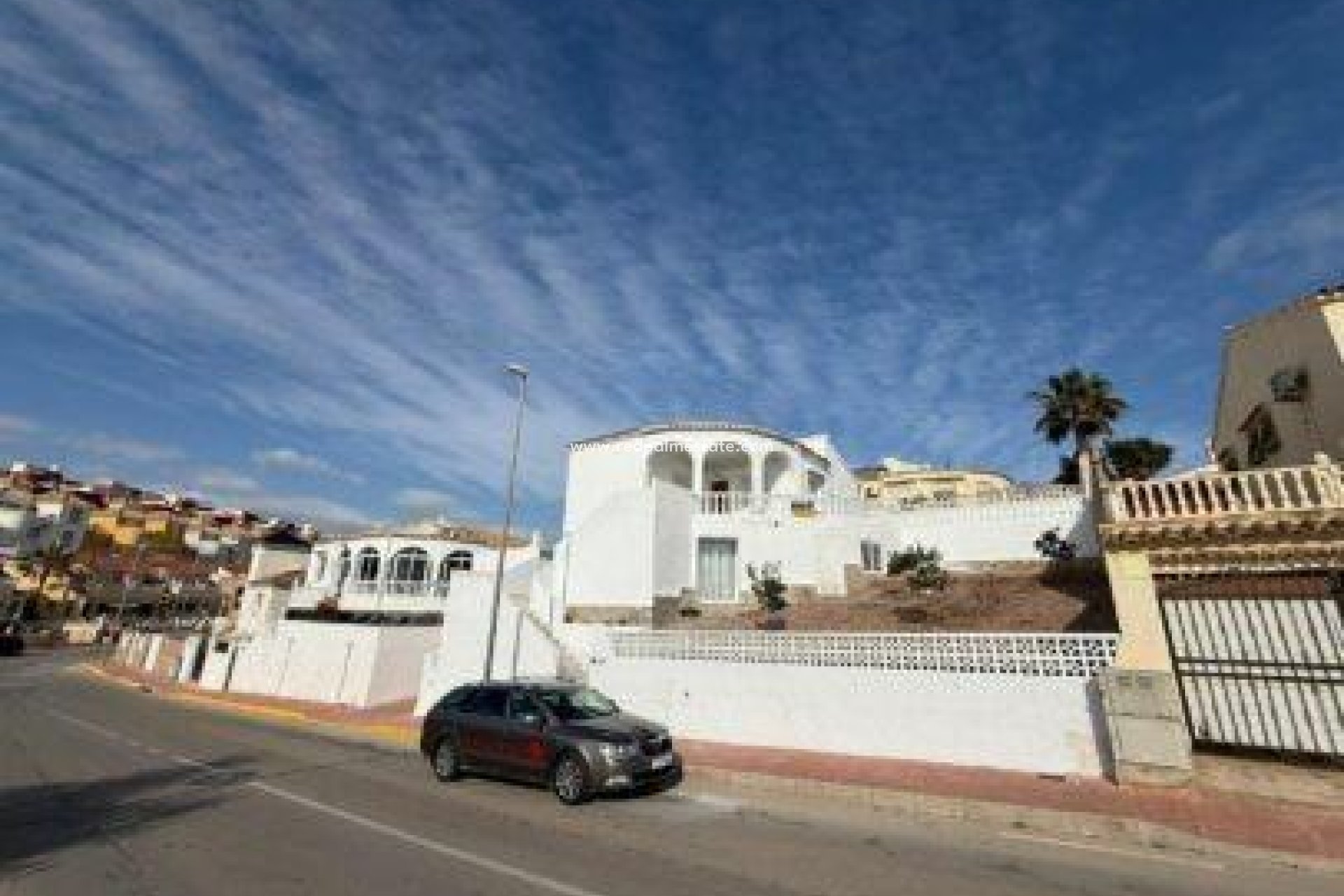 Resale - Villa -
Orihuela Costa - Villamartín