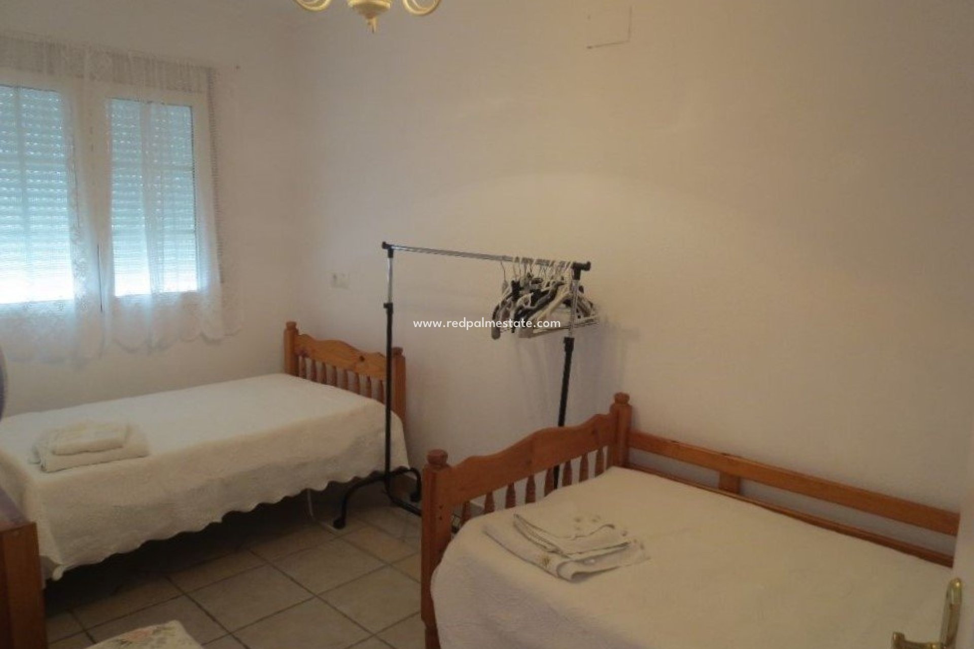 Resale - Villa -
Orihuela Costa - Villamartín