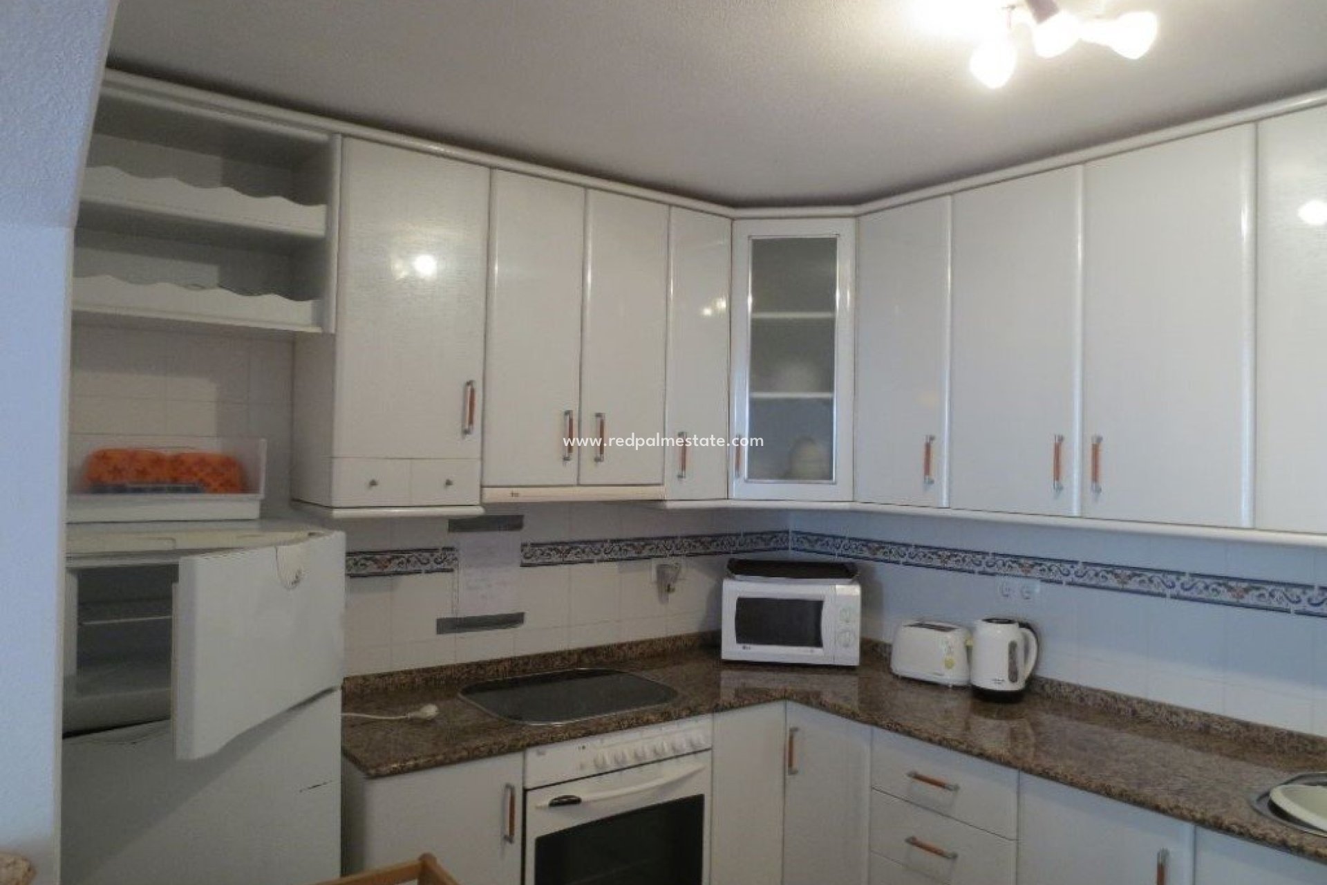 Resale - Villa -
Orihuela Costa - Villamartín