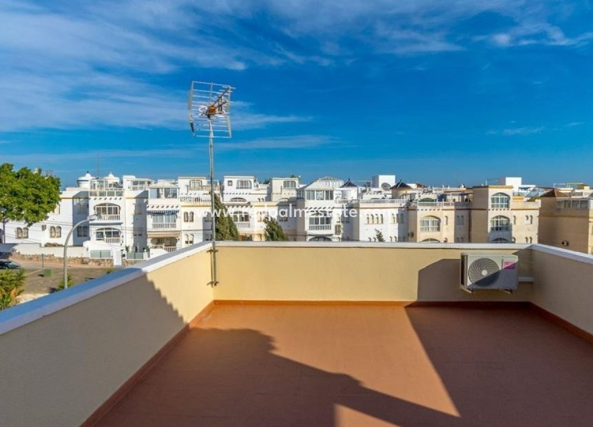 Resale - Villa -
Orihuela Costa - Villamartín