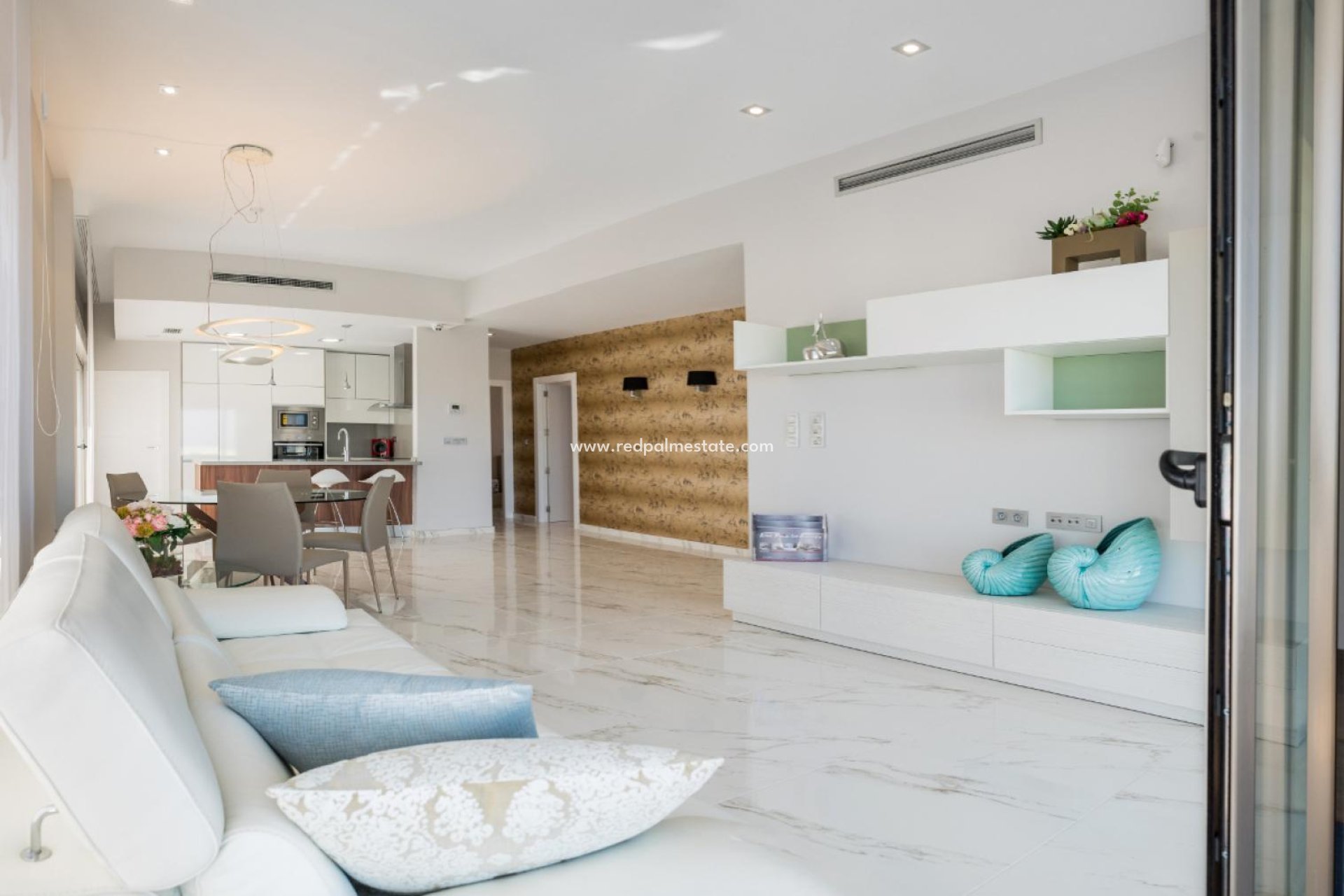 Resale - Villa -
Orihuela Costa - Villamartín