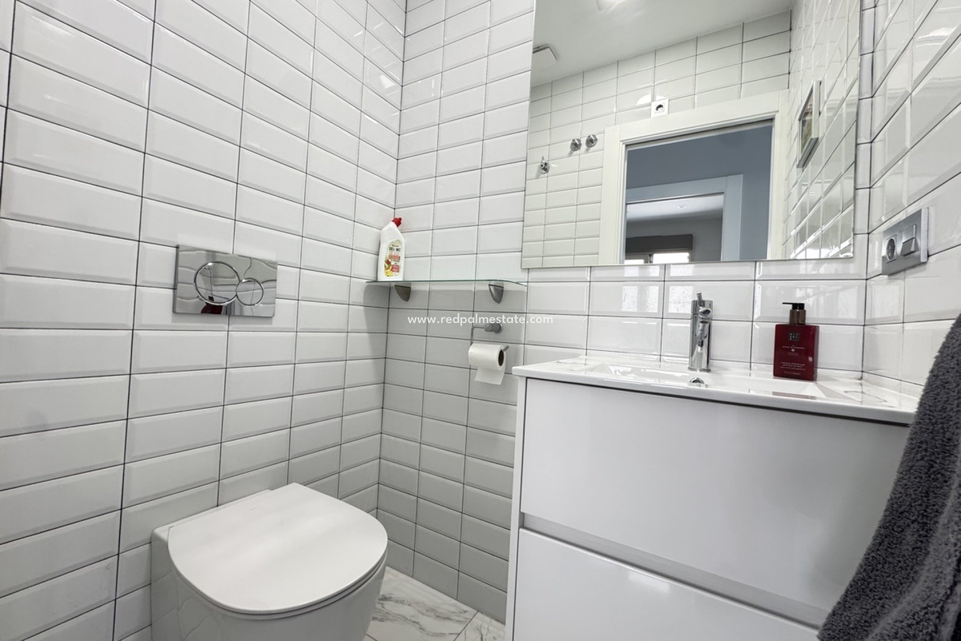 Resale - Villa -
Orihuela Costa - Villamartín