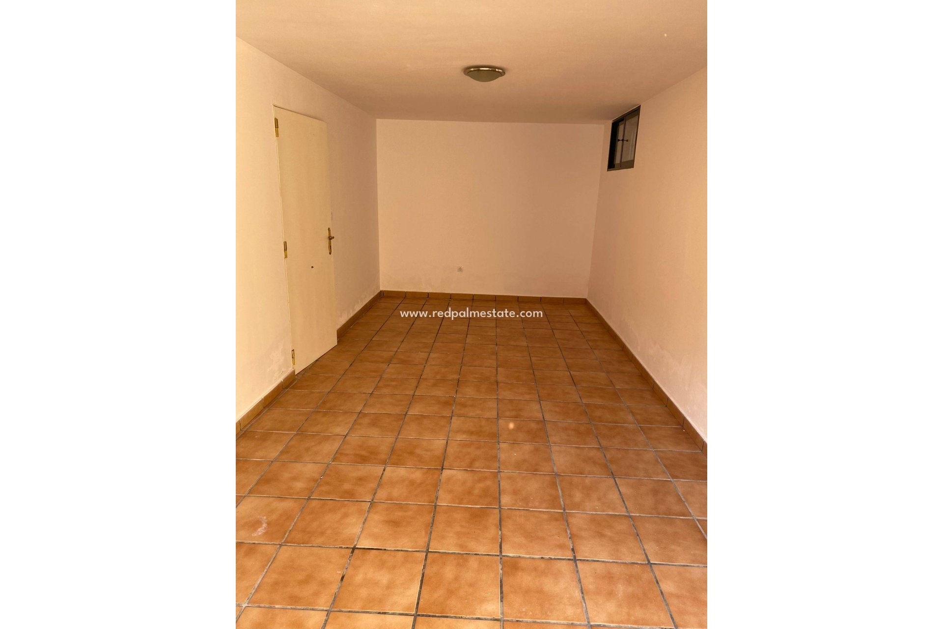 Resale - Villa -
Orihuela Costa - Villamartín