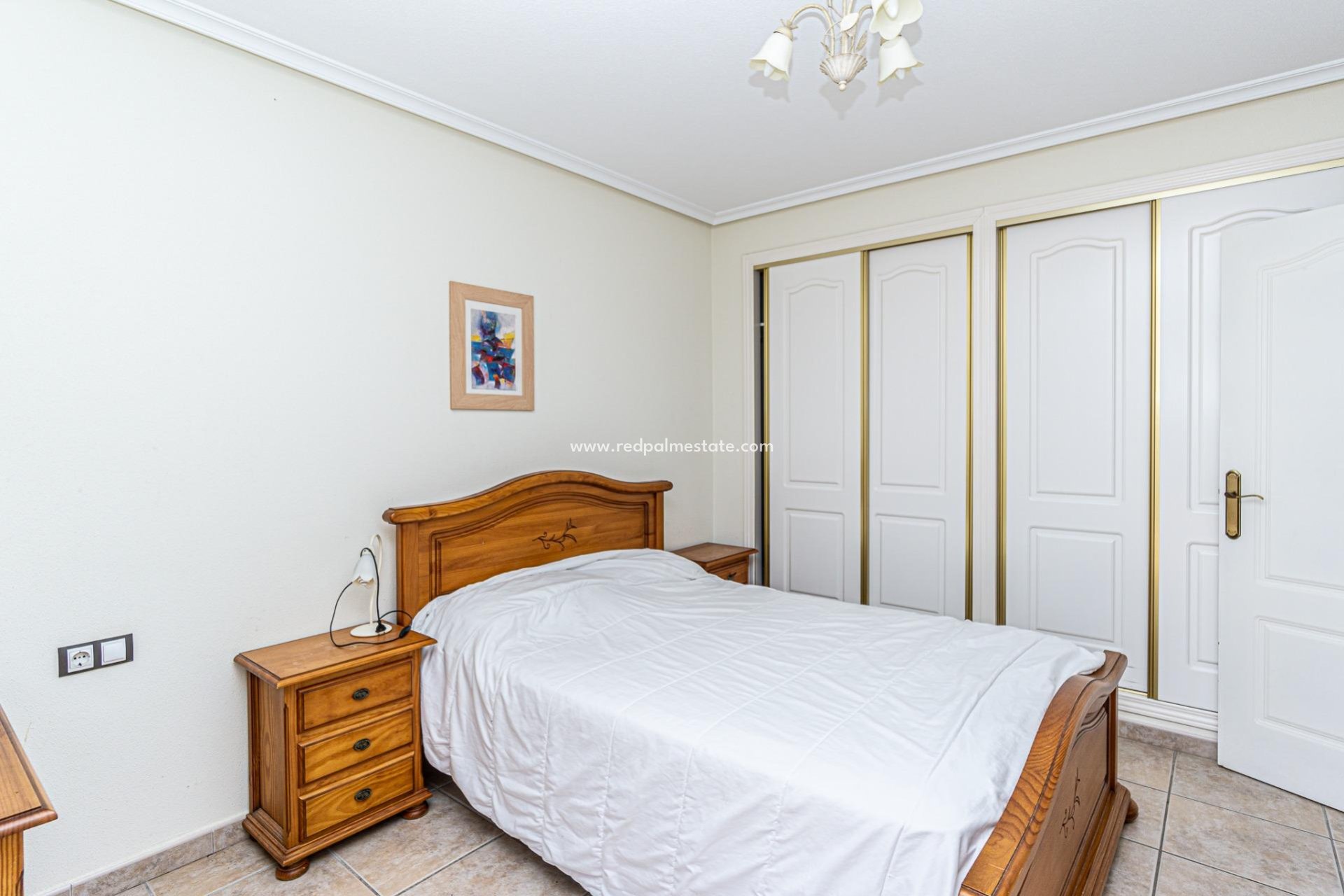 Resale - Villa -
Orihuela Costa - Villamartín