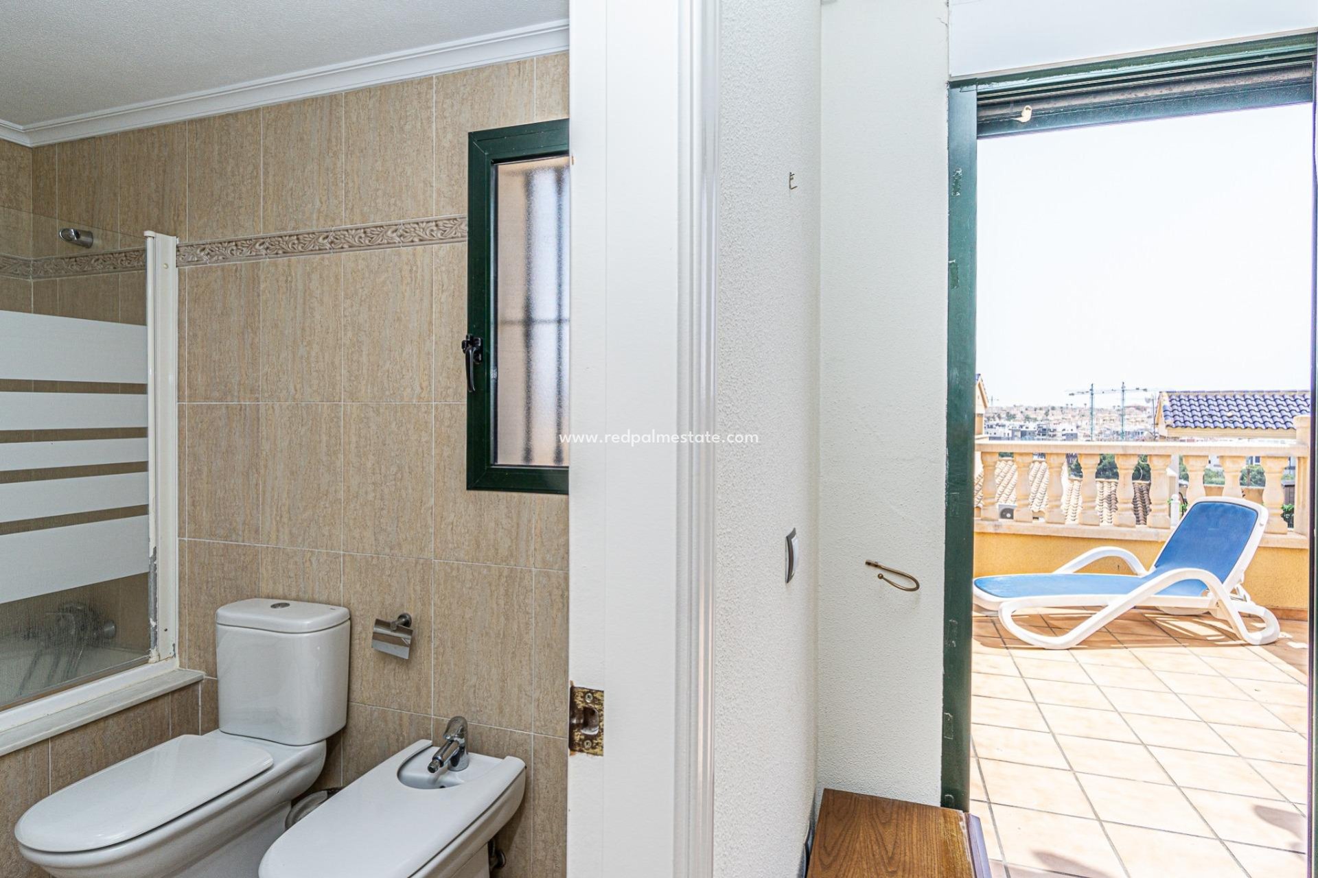 Resale - Villa -
Orihuela Costa - Villamartín