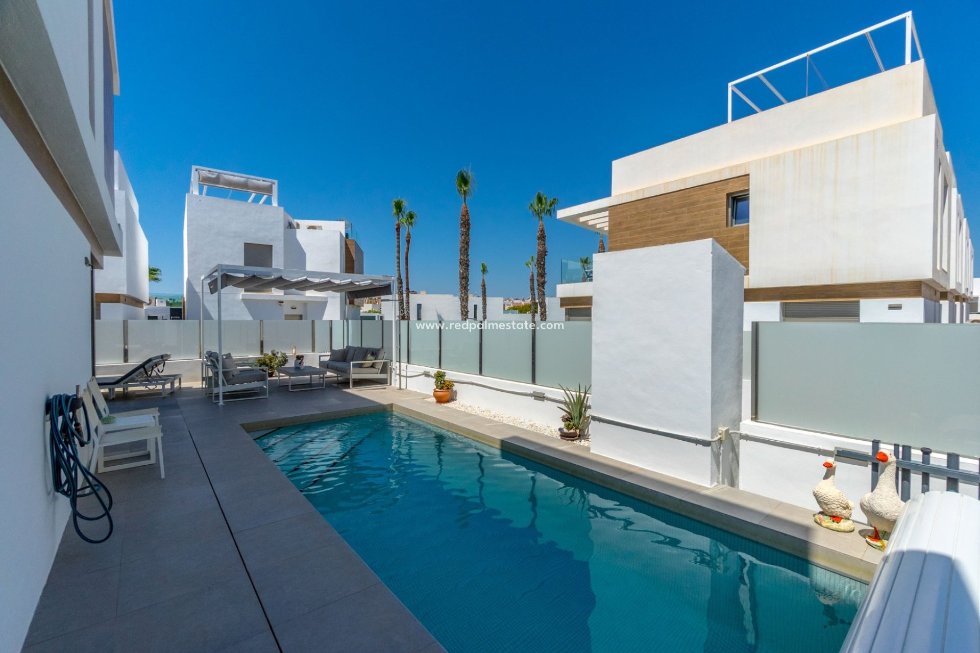 Resale - Villa -
Orihuela Costa - Villamartín