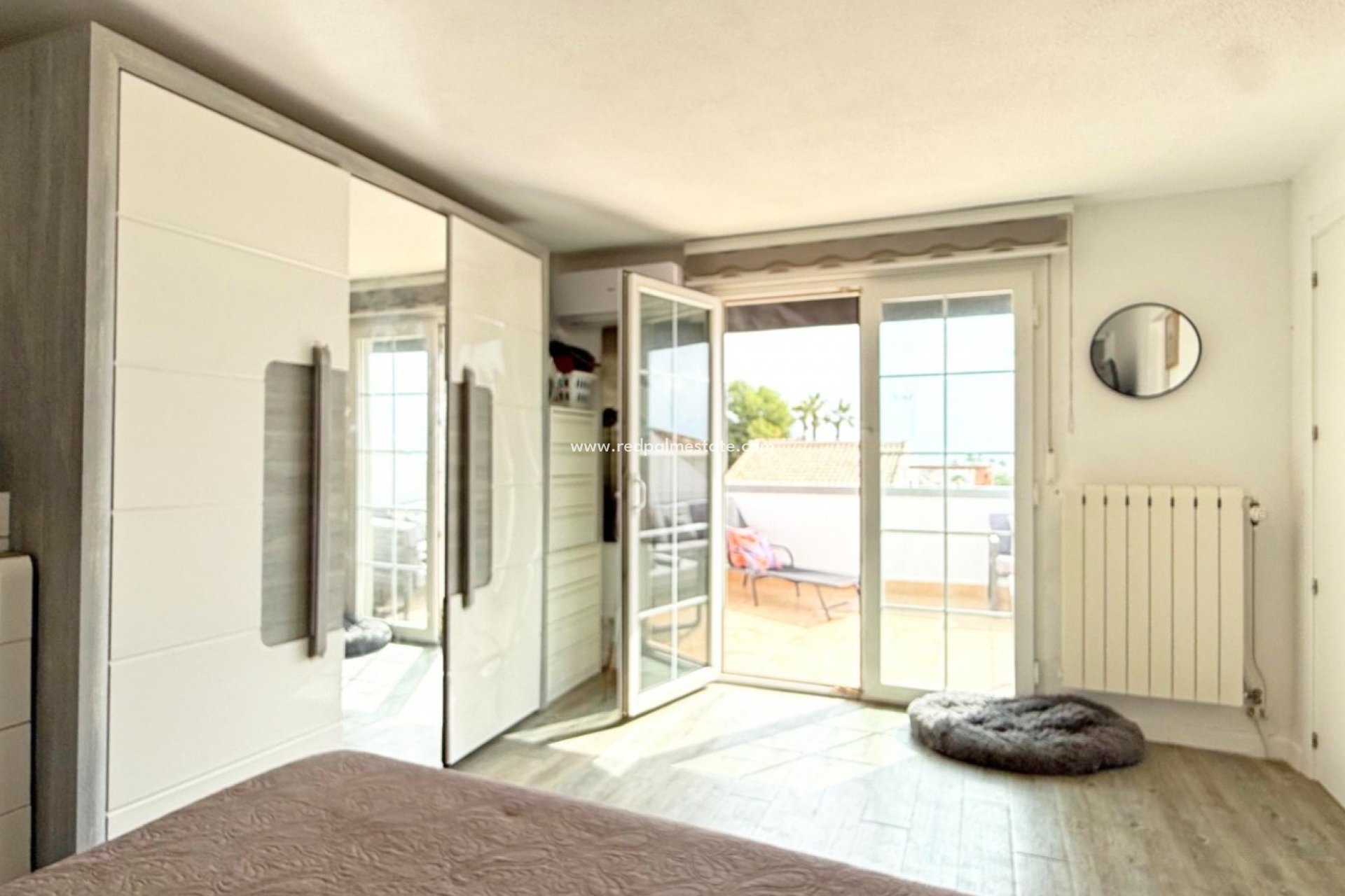 Resale - Villa -
Orihuela Costa - Villamartín