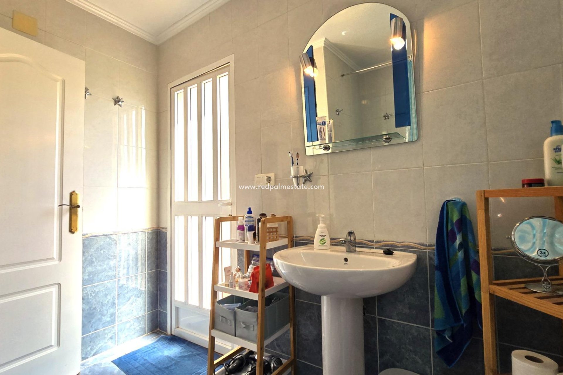 Resale - Villa -
Orihuela Costa - Villamartín