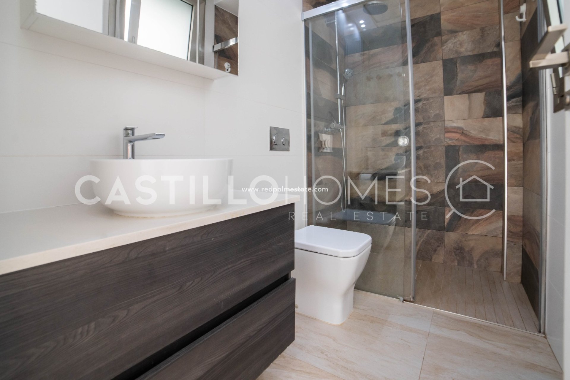 Resale - Villa -
Orihuela Costa - Villamartín