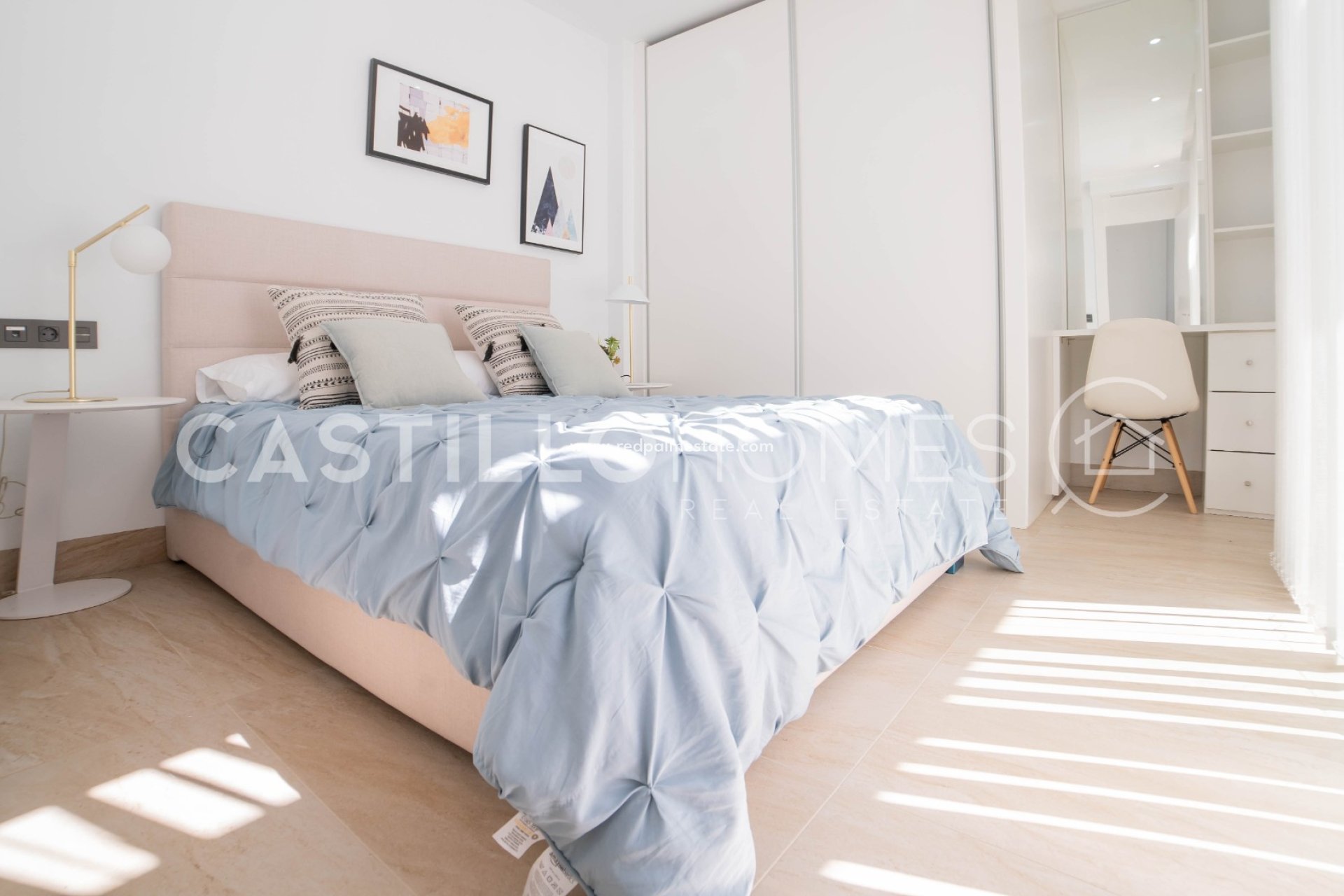 Resale - Villa -
Orihuela Costa - Villamartín