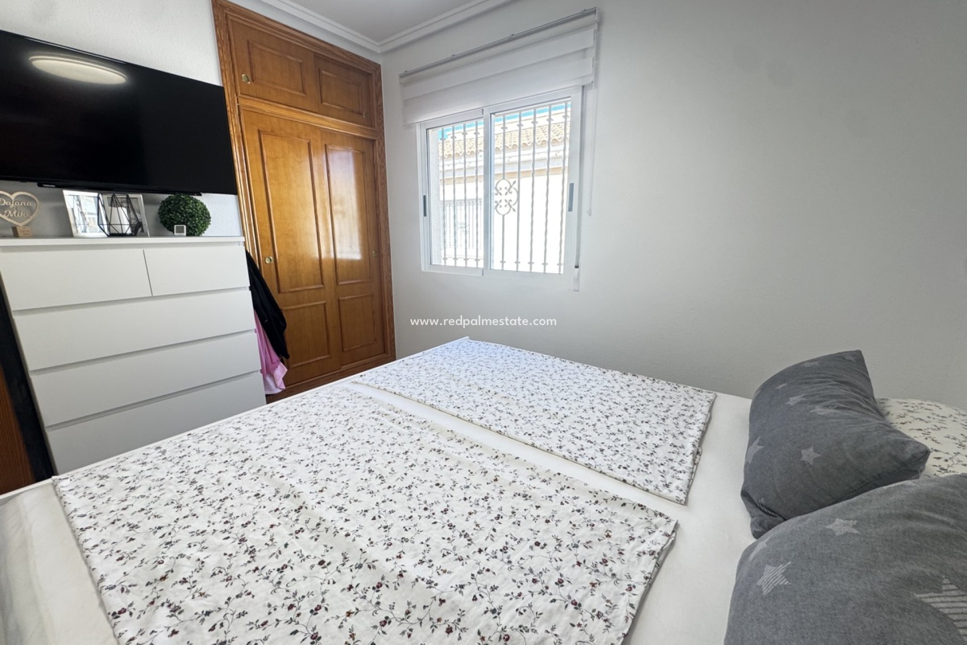 Resale - Villa -
Orihuela Costa - Villamartín