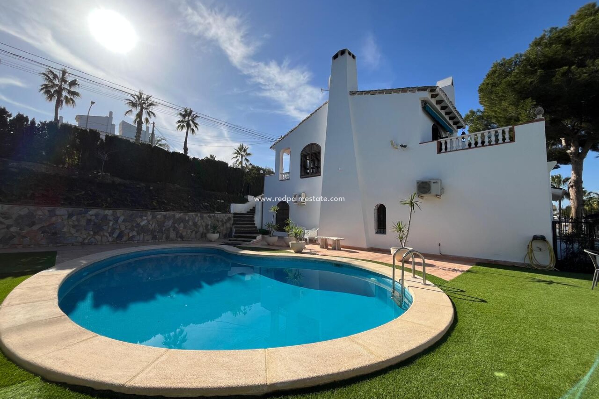 Resale - Villa -
Orihuela Costa - Villamartín