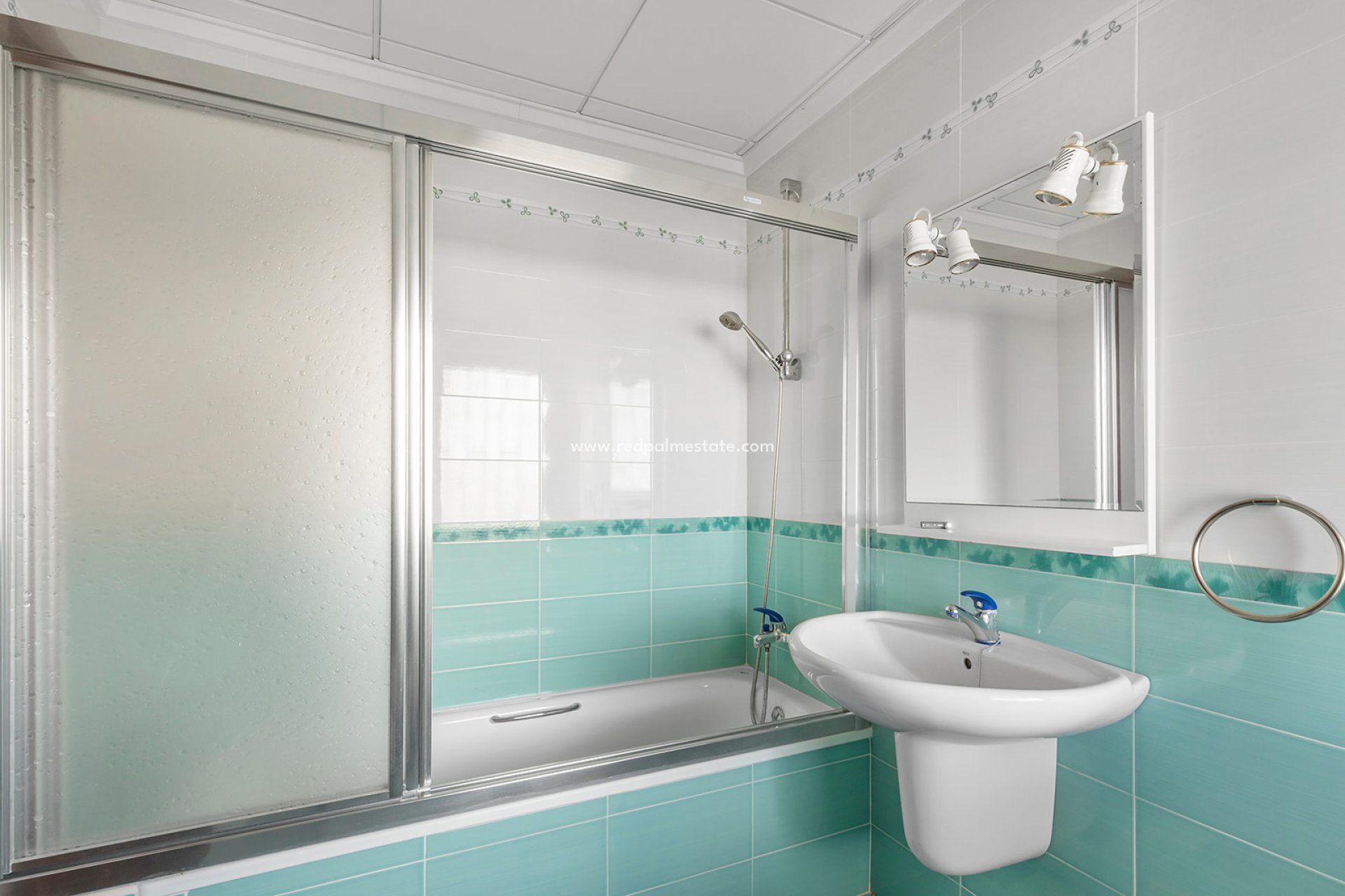 Resale - Villa -
Orihuela Costa - Villamartín