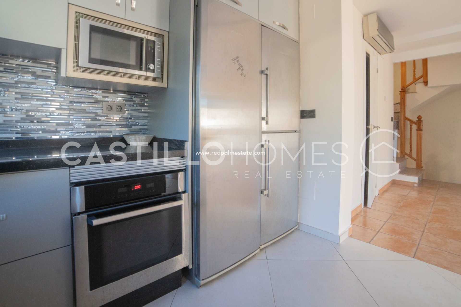 Resale - Villa -
Orihuela Costa - Villamartín