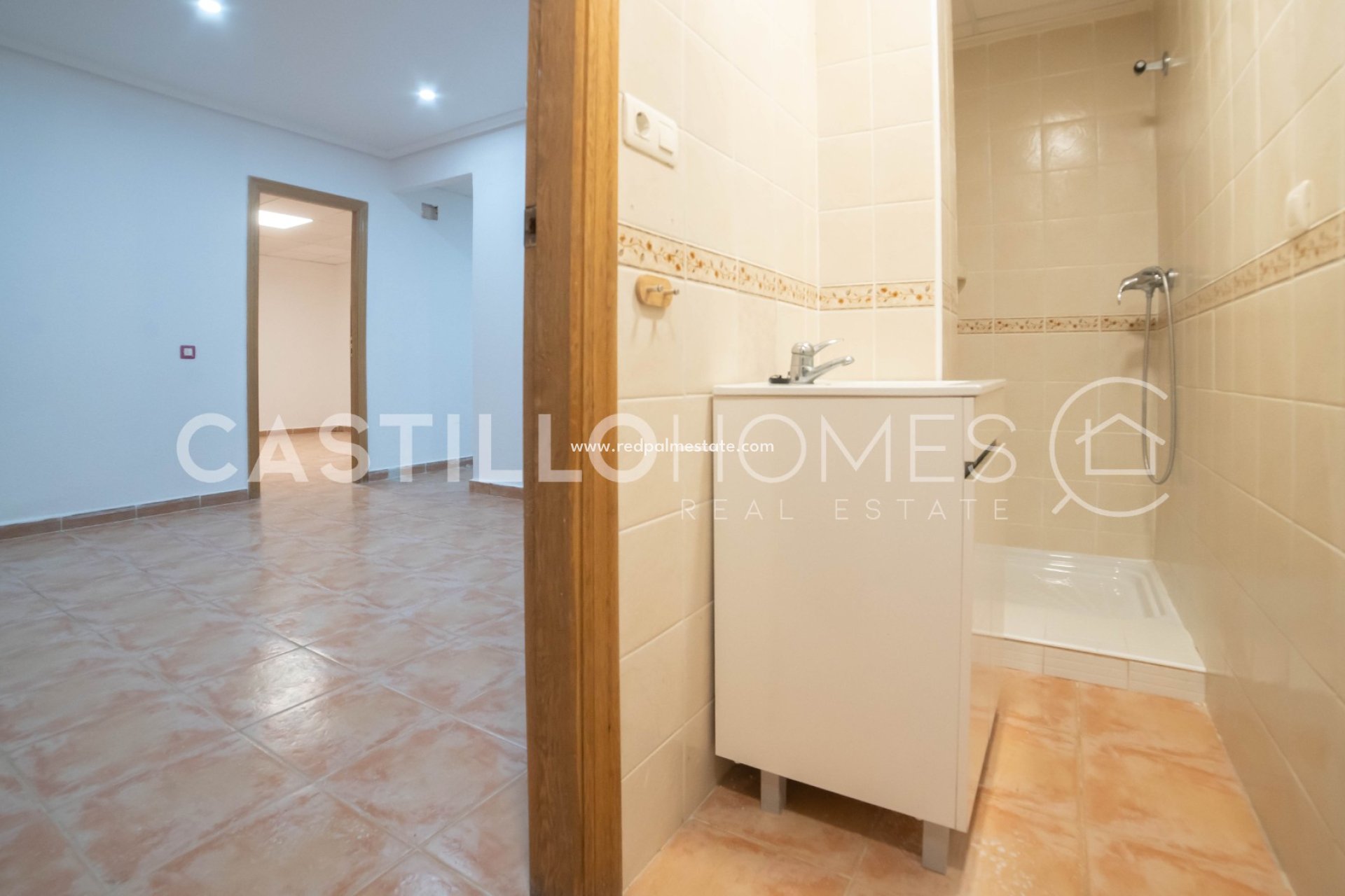 Resale - Villa -
Orihuela Costa - Villamartín