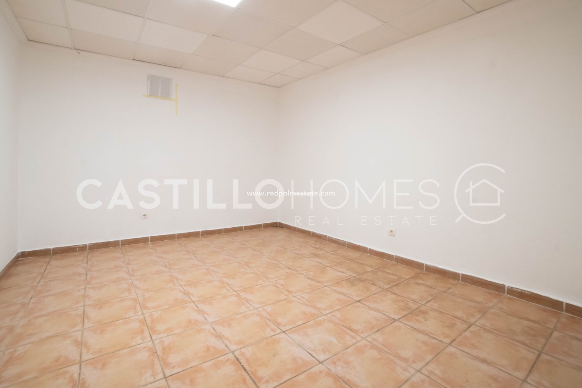Resale - Villa -
Orihuela Costa - Villamartín