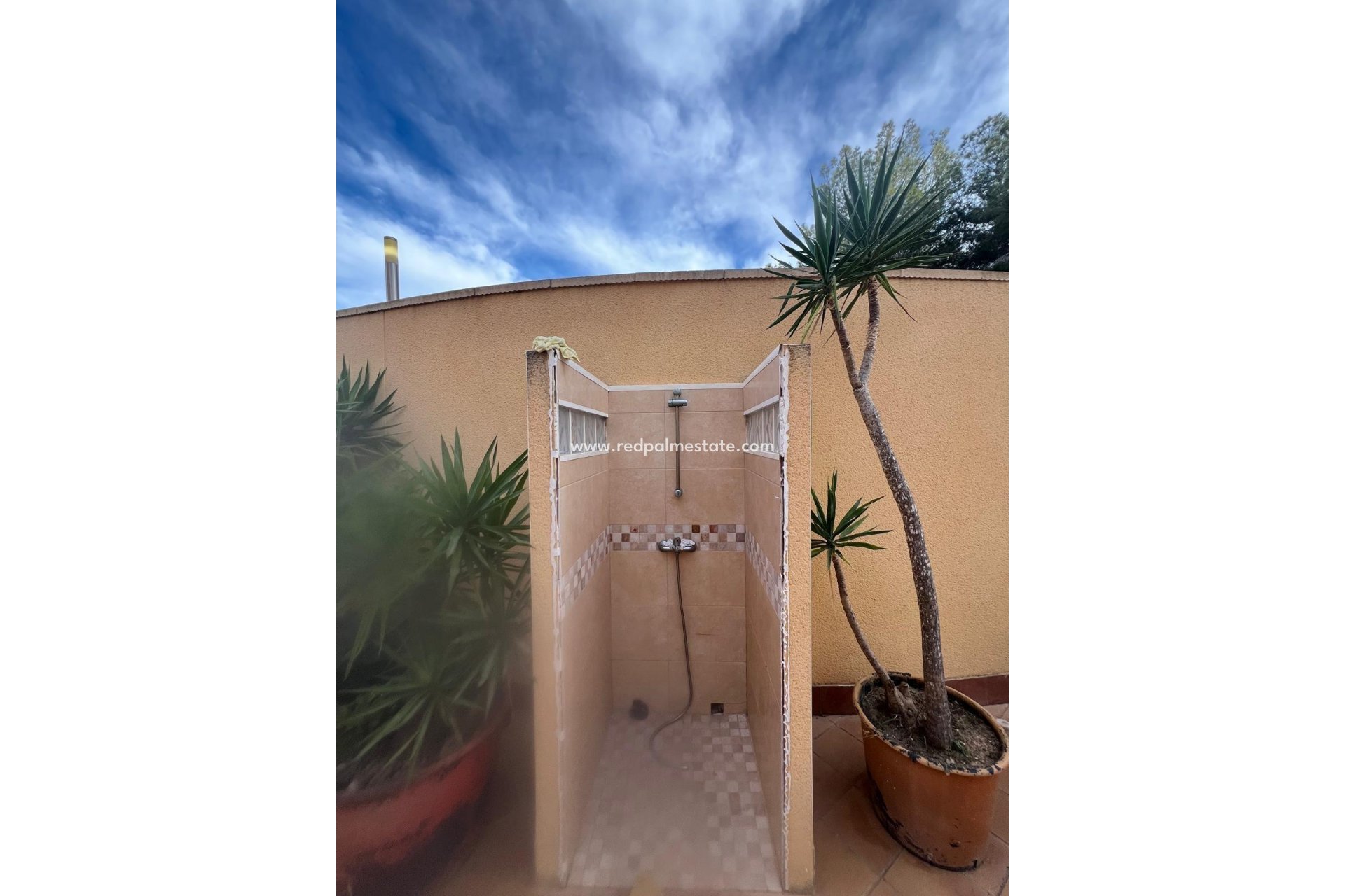 Resale - Villa -
Orihuela Costa - Villamartín