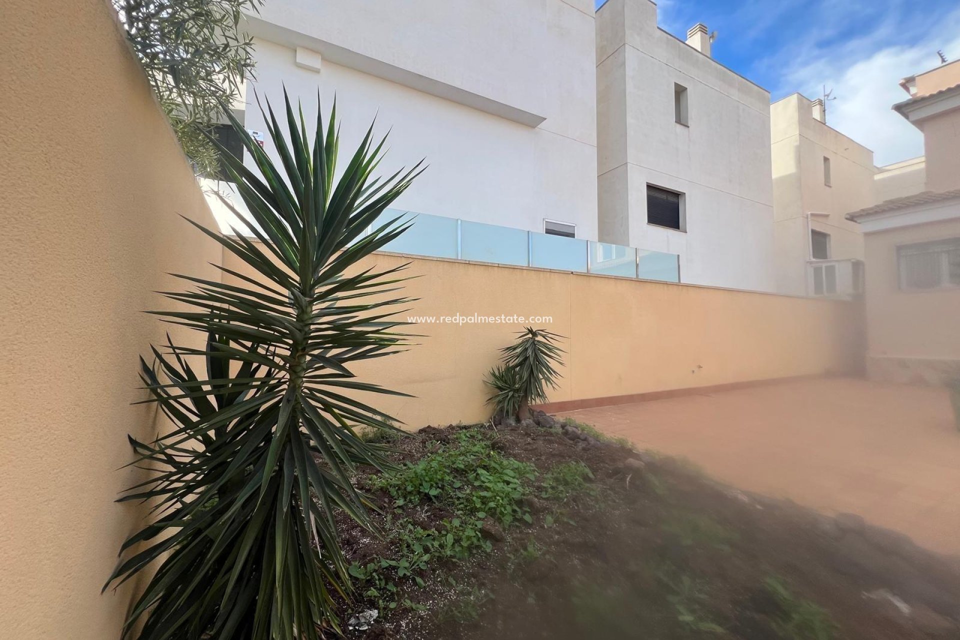 Resale - Villa -
Orihuela Costa - Villamartín