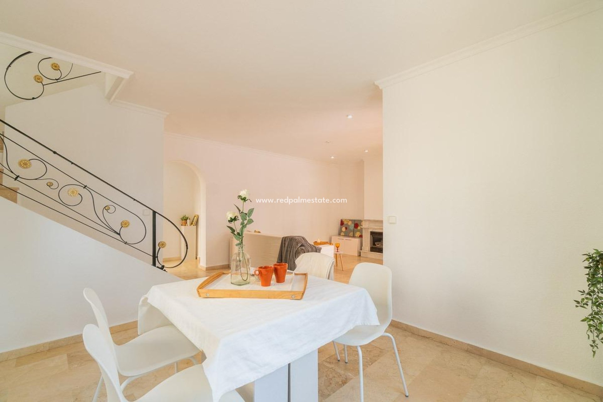 Resale - Villa -
Orihuela Costa - Villamartín