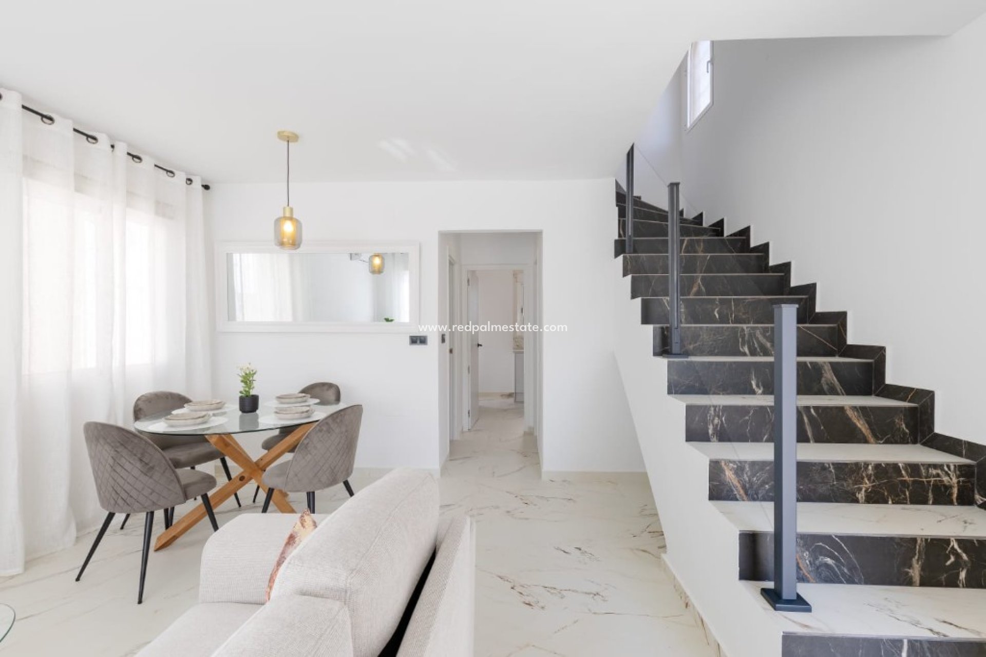 Resale - Villa -
Orihuela Costa - Villamartín