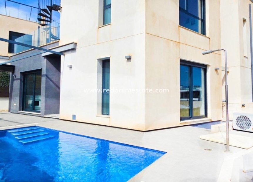 Resale - Villa -
Orihuela Costa - Villamartín