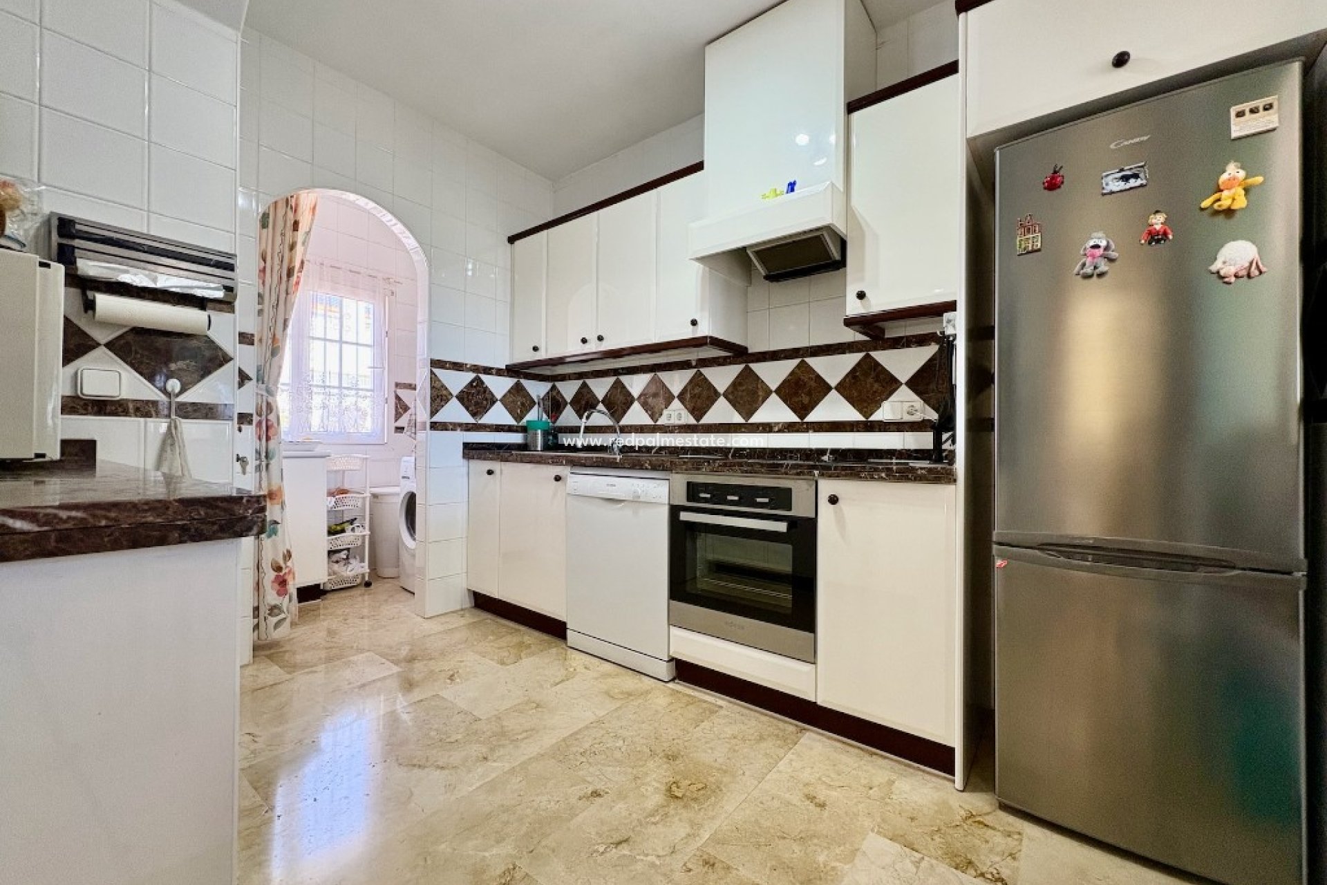 Resale - Villa -
Orihuela Costa - Villamartín