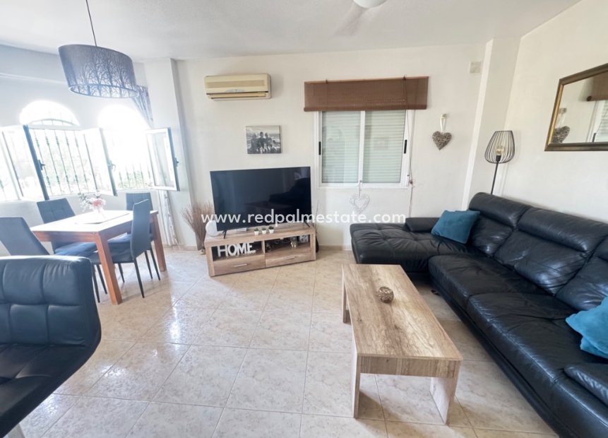 Resale - Villa -
Orihuela Costa - Villamartín
