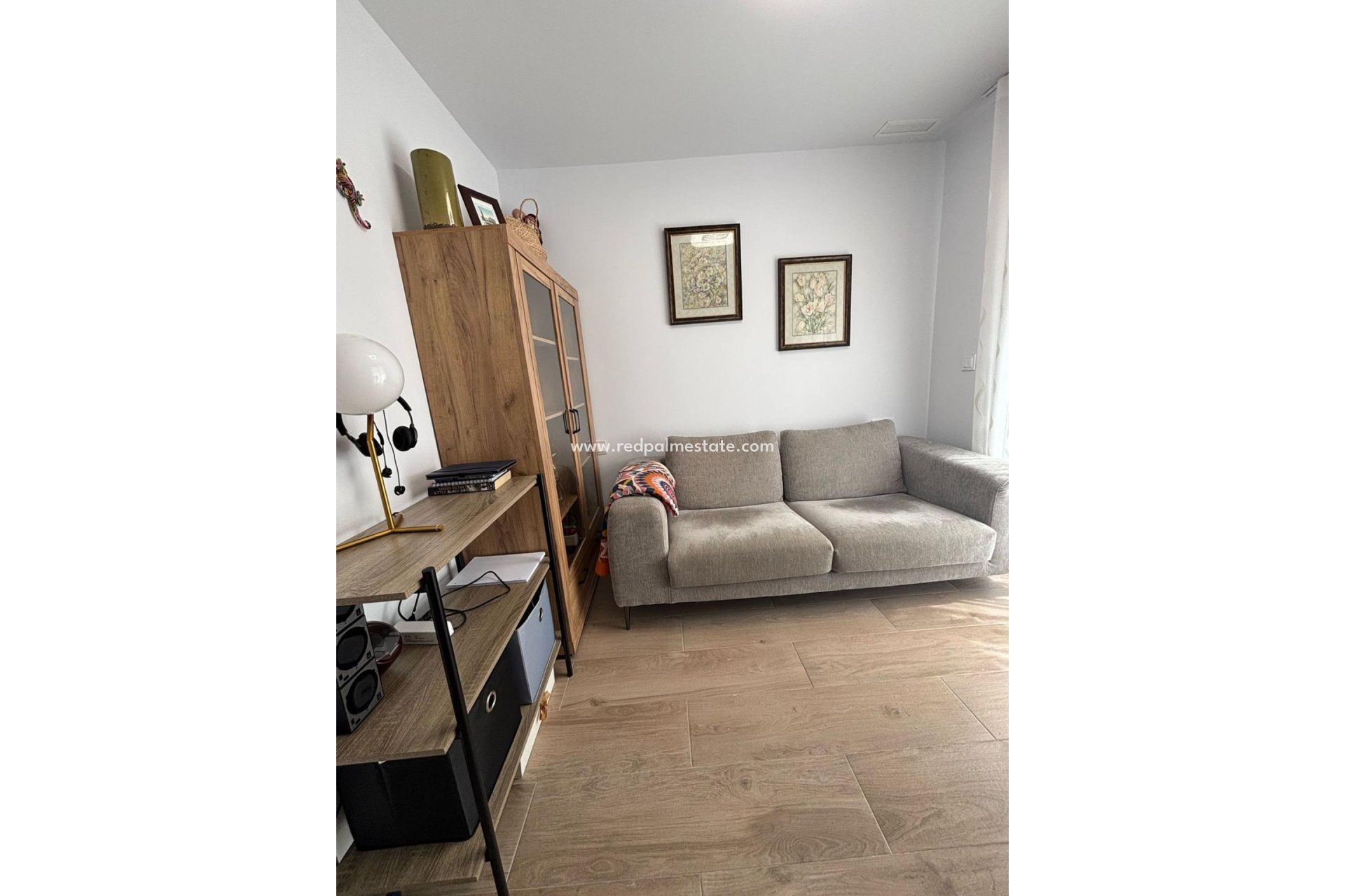 Resale - Villa -
Orihuela Costa - Villamartín