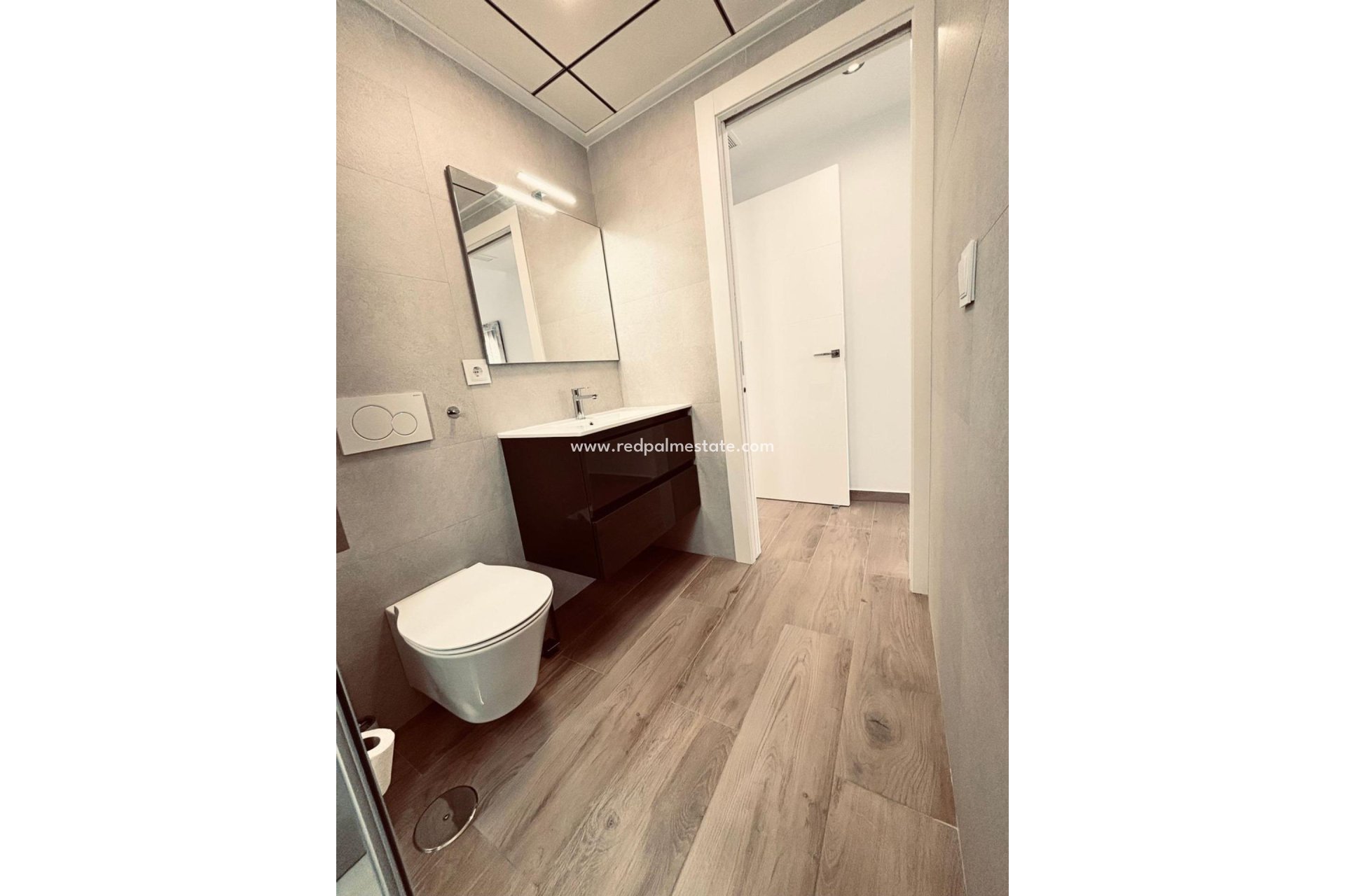 Resale - Villa -
Orihuela Costa - Villamartín