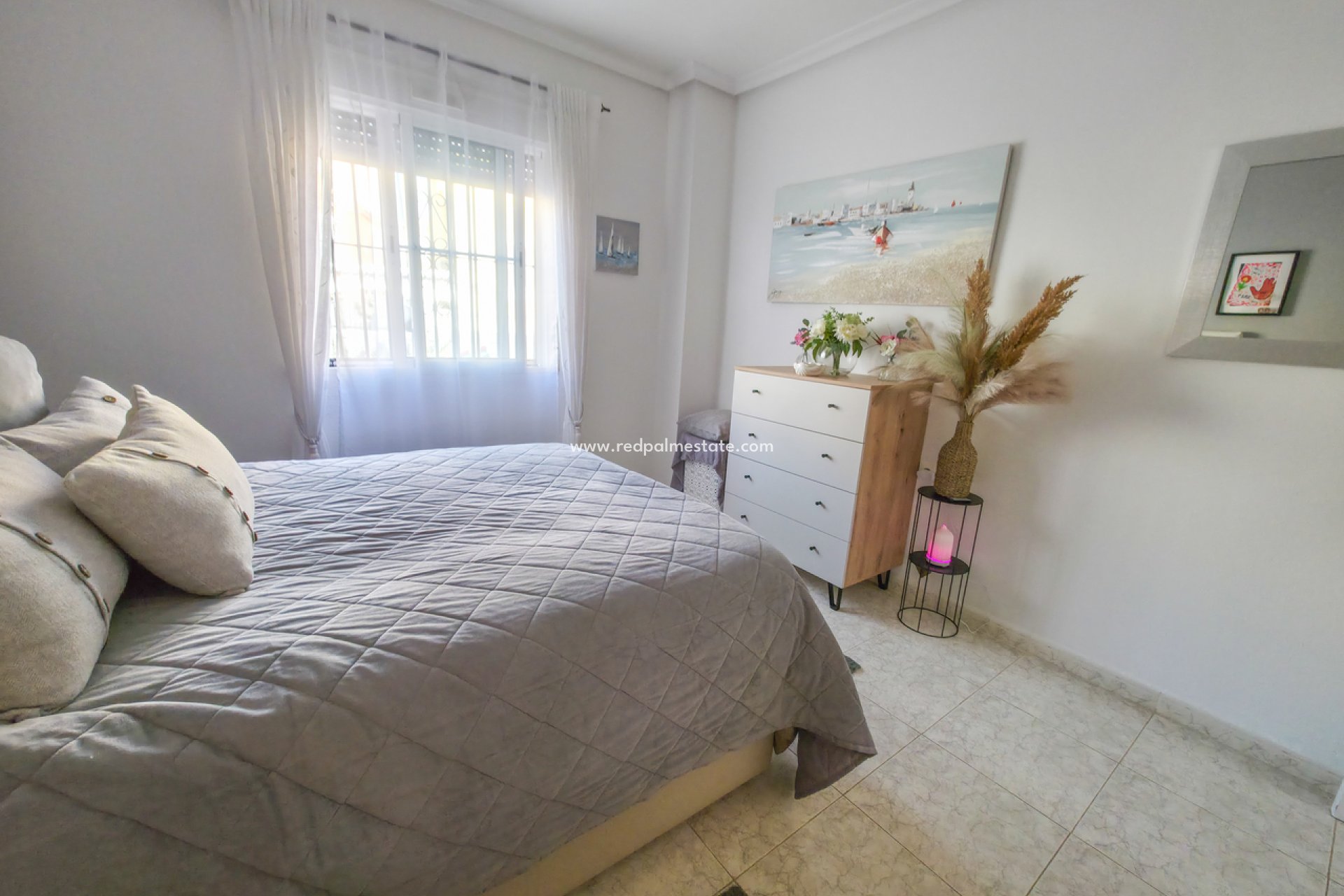 Resale - Villa -
Orihuela Costa - Villamartín