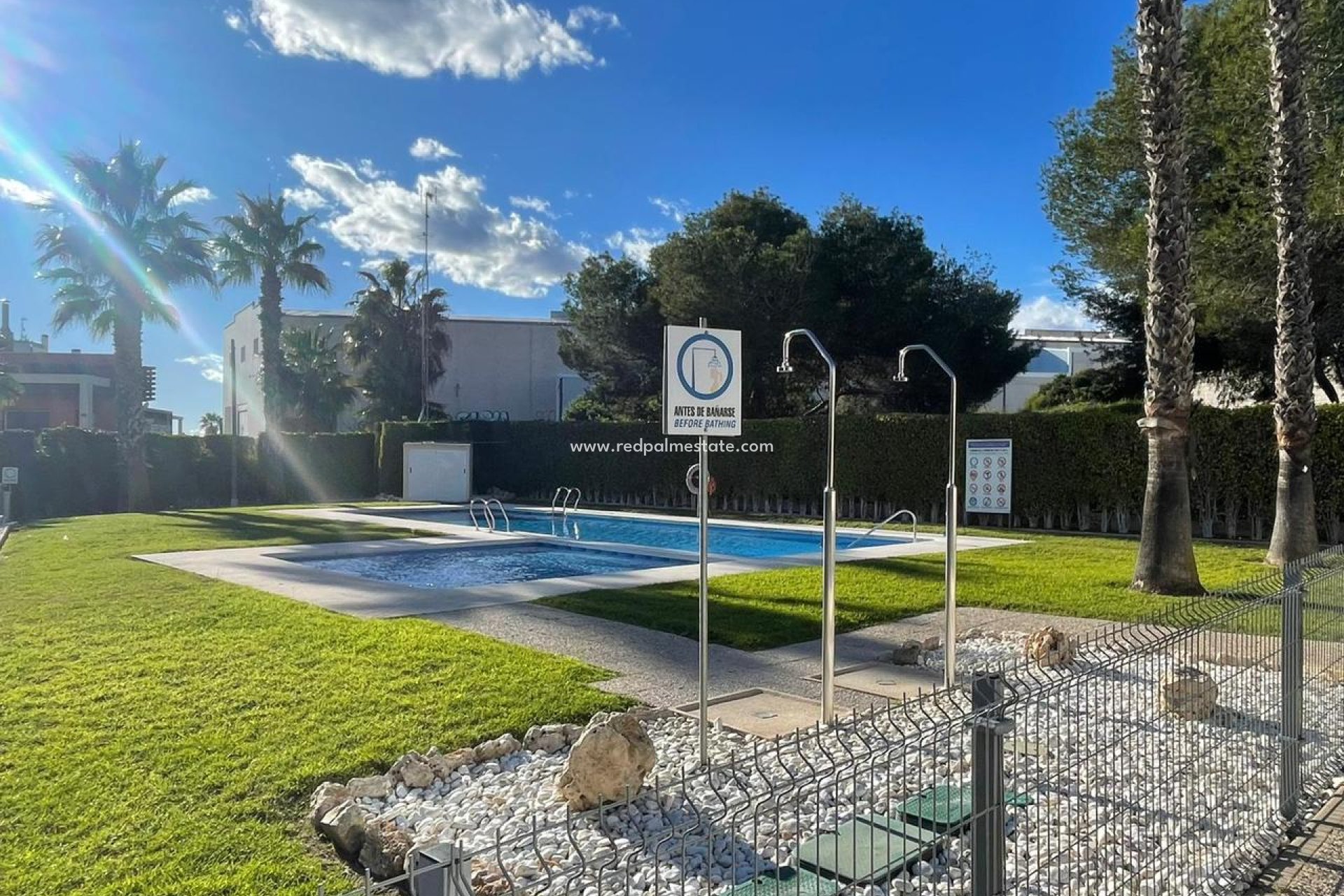 Resale - Villa -
Orihuela Costa - Villamartín
