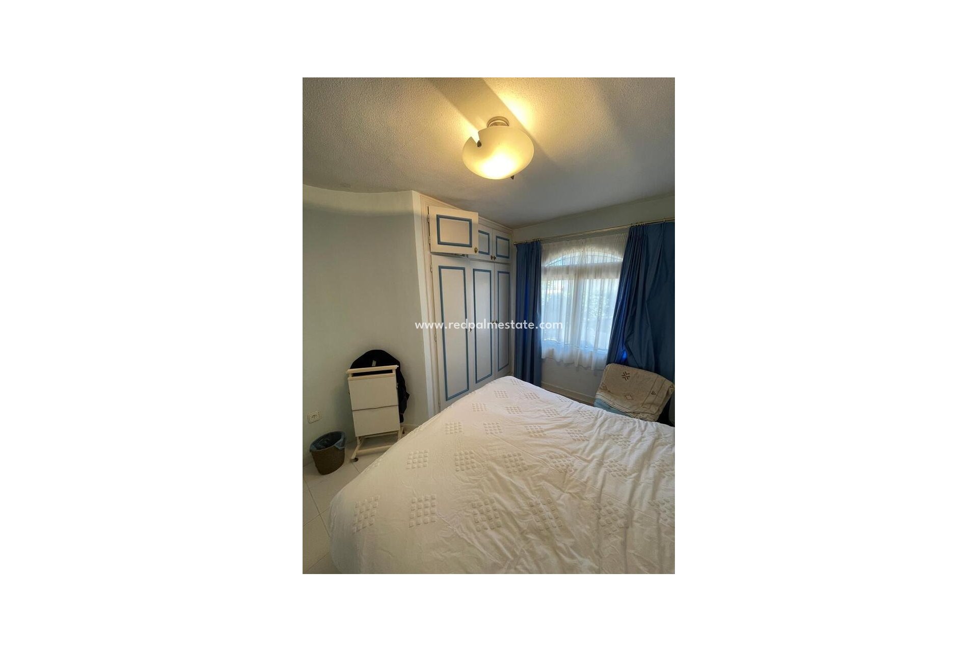 Resale - Villa -
Orihuela Costa - Villamartín