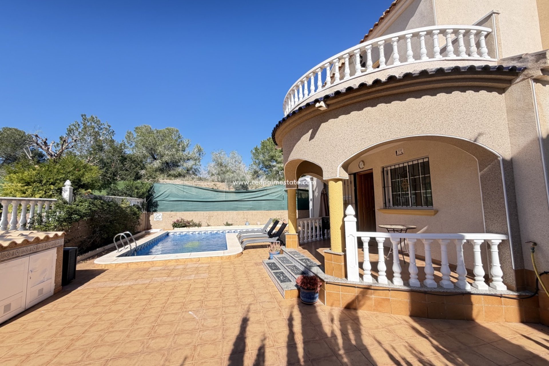 Resale - Villa -
Orihuela Costa - Villamartín