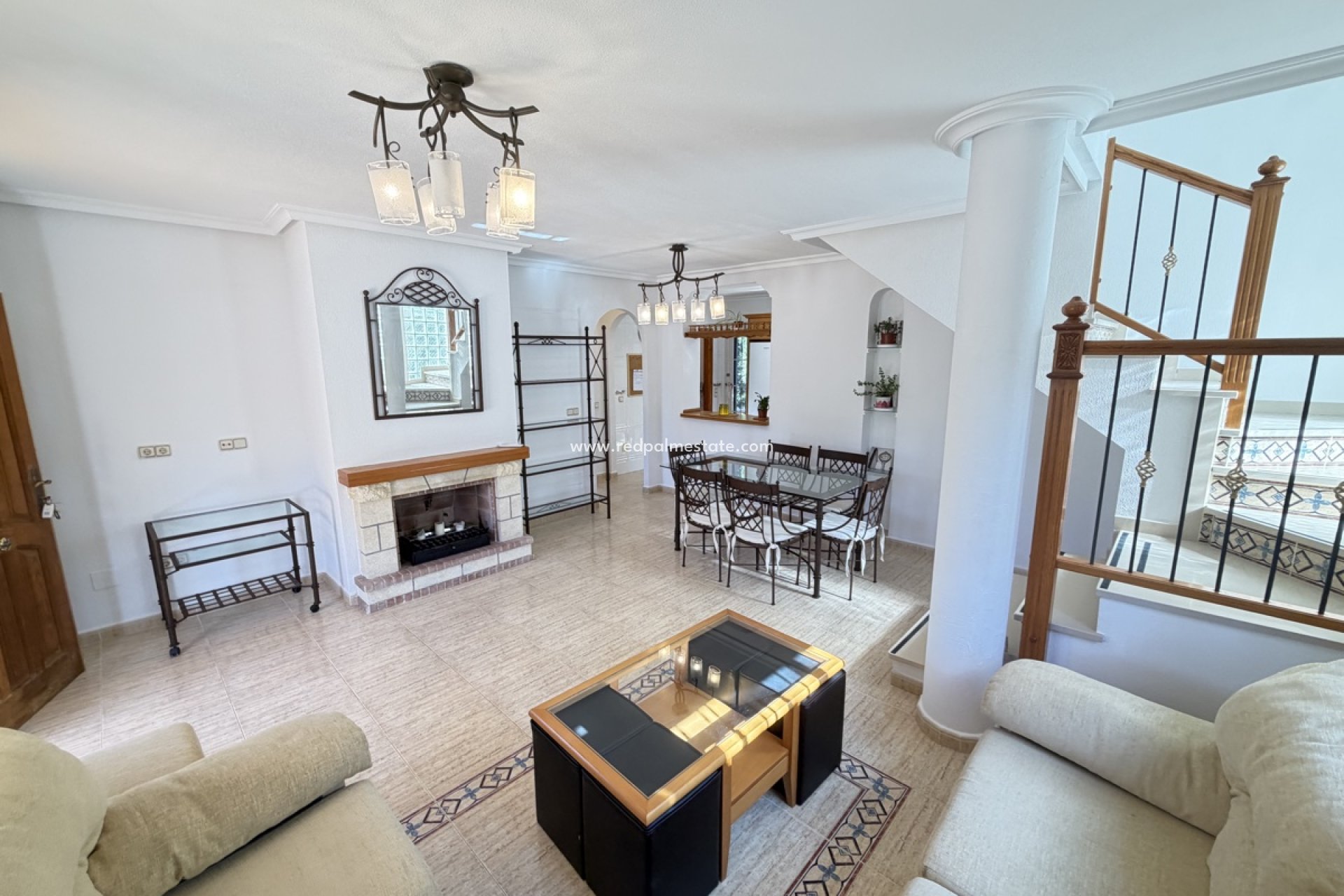 Resale - Villa -
Orihuela Costa - Villamartín