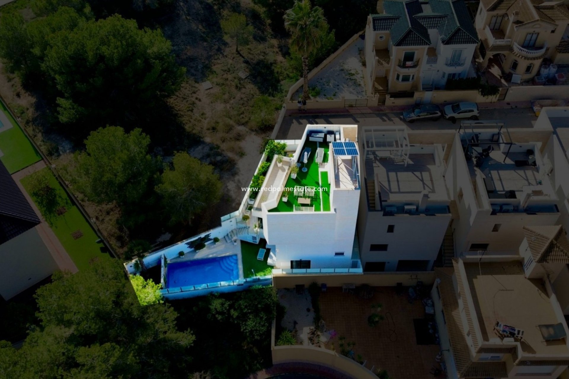 Resale - Villa -
Orihuela Costa - Villamartín