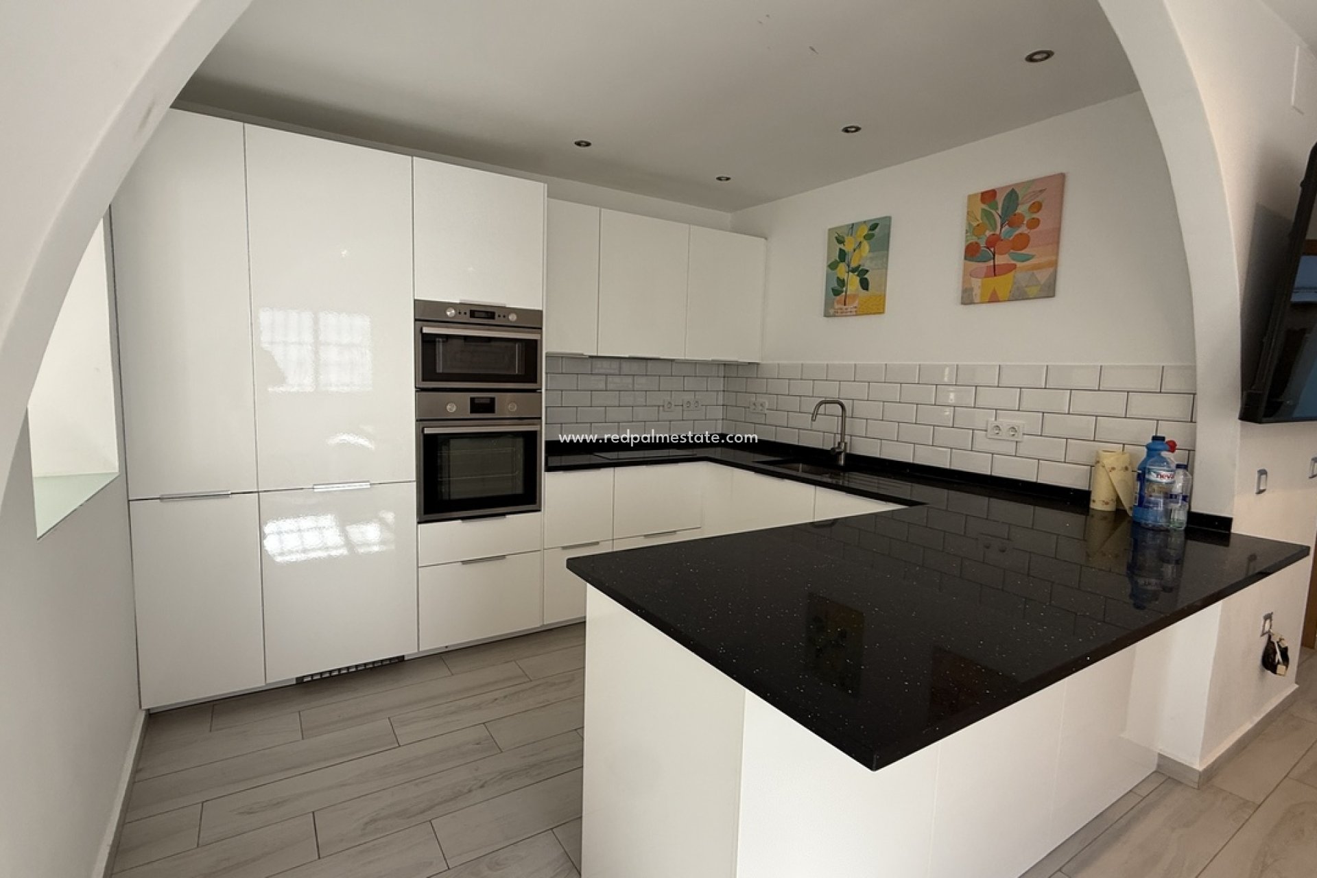 Resale - Villa -
Orihuela Costa - Villamartín