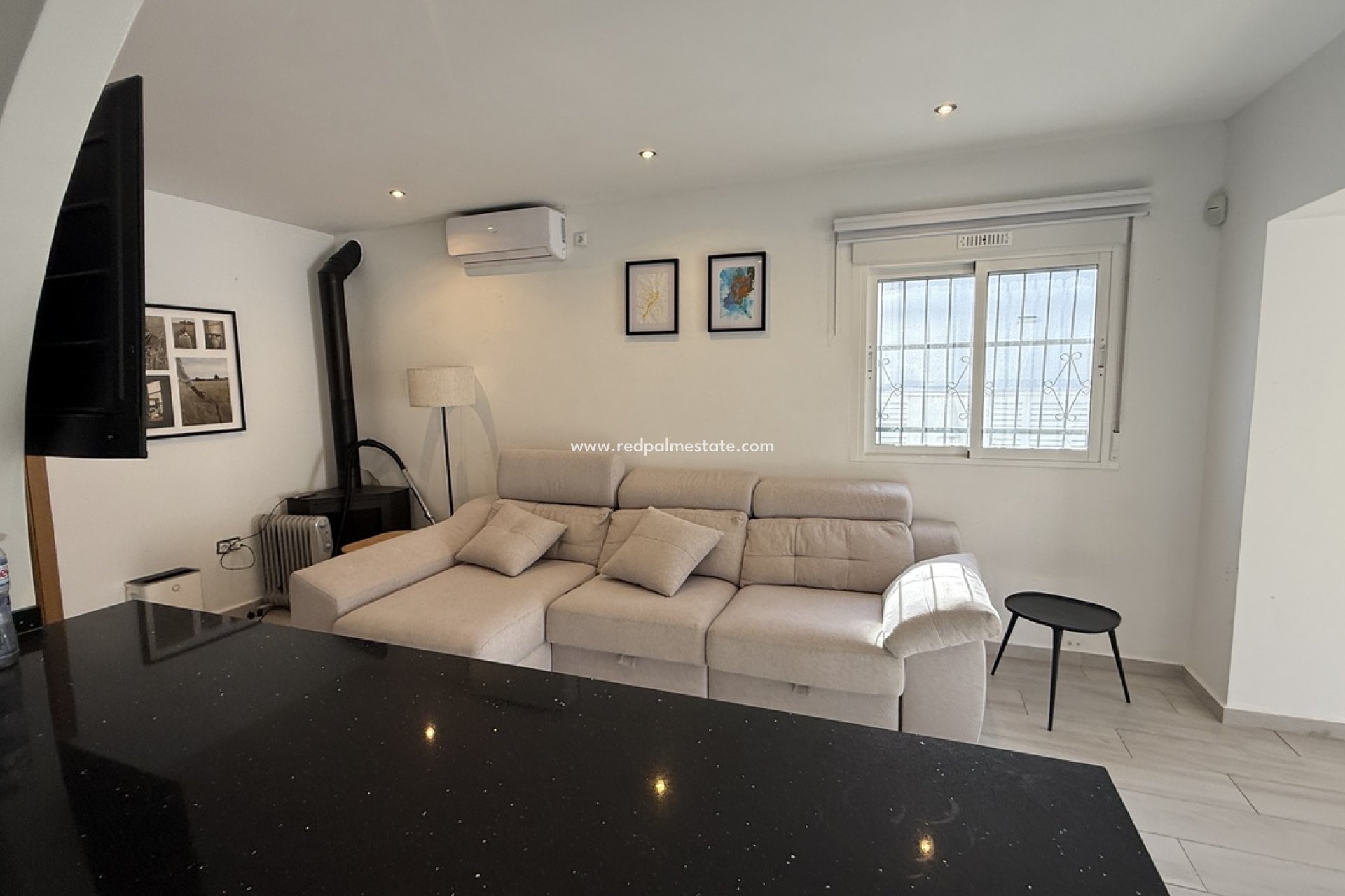 Resale - Villa -
Orihuela Costa - Villamartín