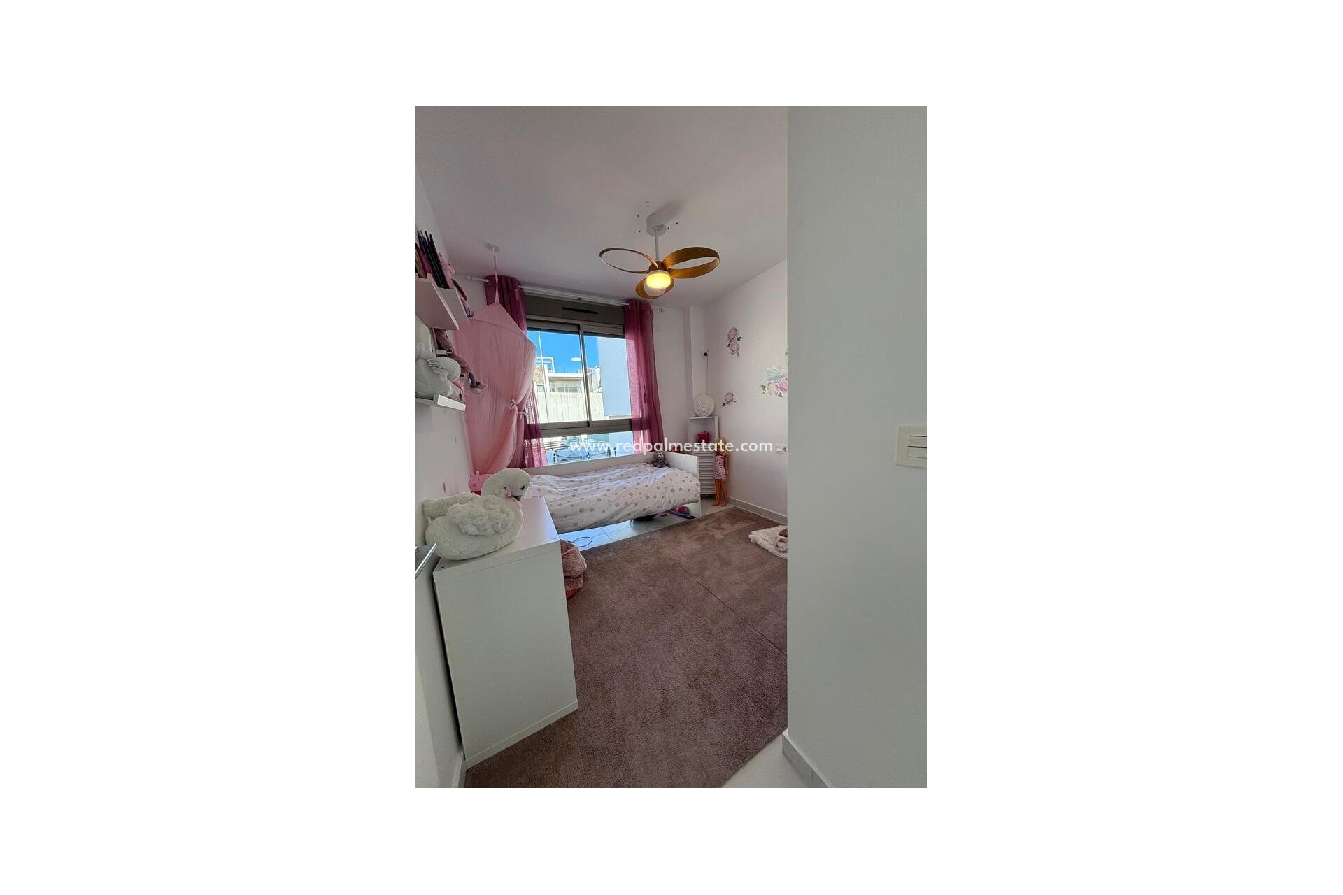 Resale - Villa -
Orihuela Costa - Villamartín