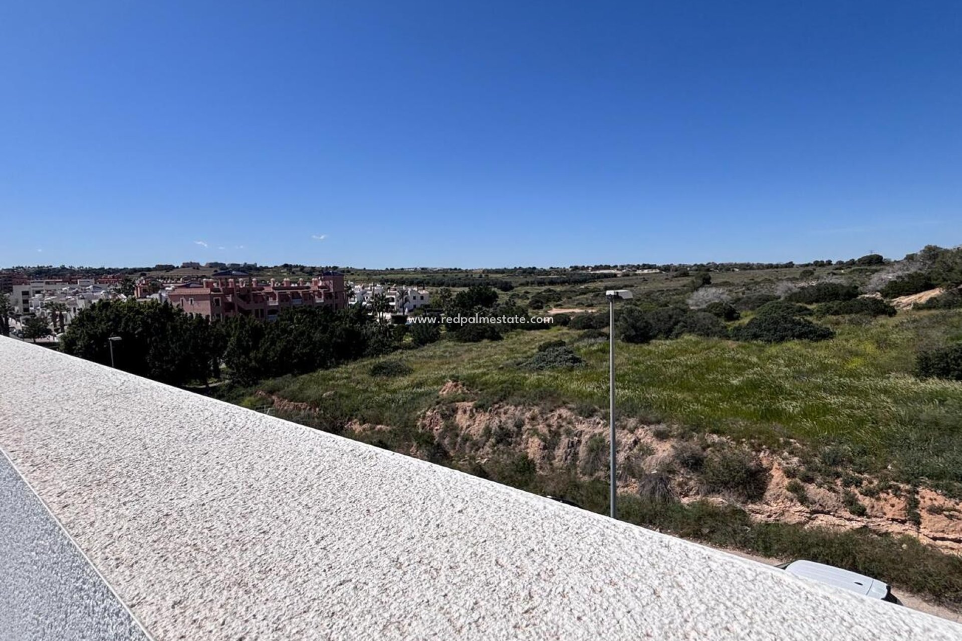 Resale - Villa -
Orihuela Costa - Villamartín