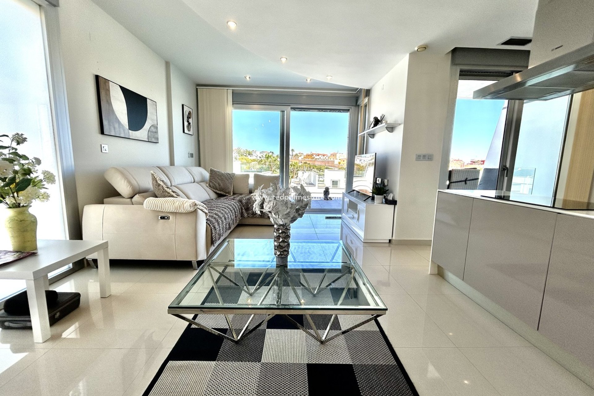 Resale - Villa -
Orihuela Costa - Villamartín
