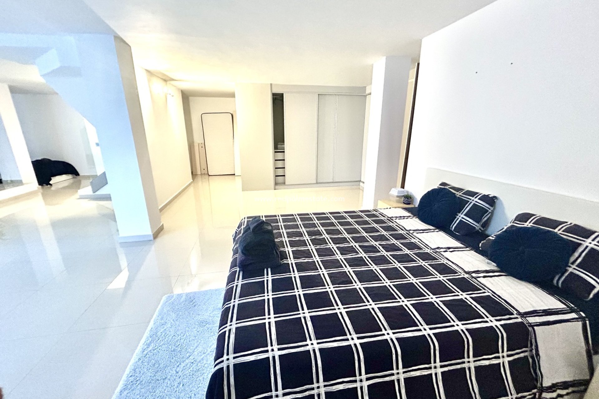 Resale - Villa -
Orihuela Costa - Villamartín