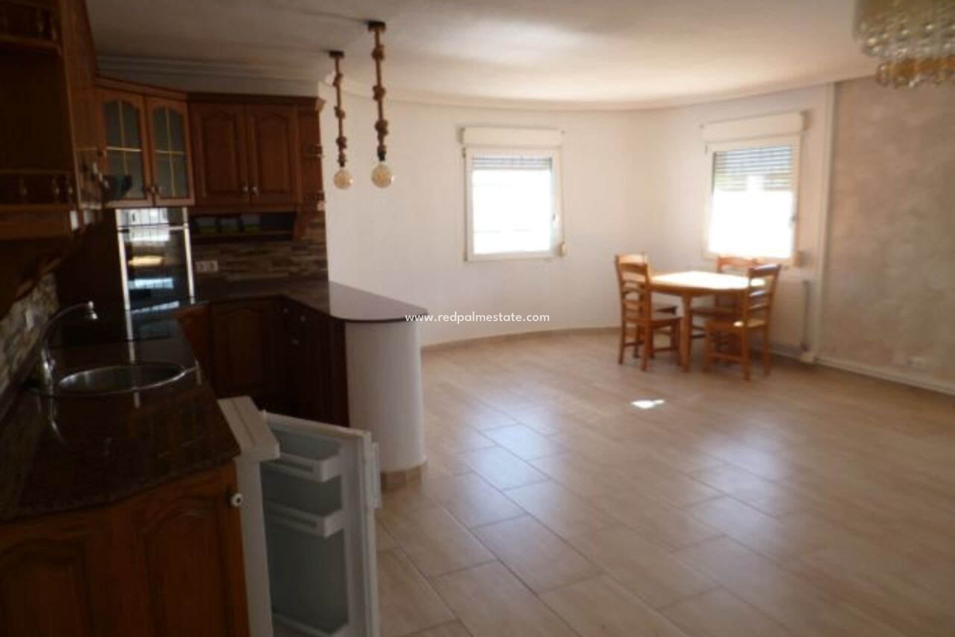 Resale - Villa -
Orihuela Costa - Villamartín