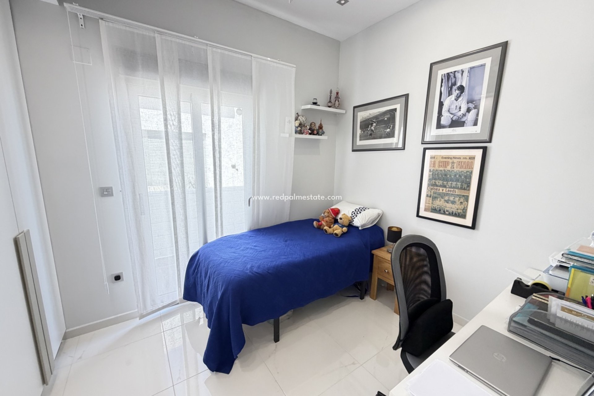 Resale - Villa -
Orihuela Costa - Villamartín