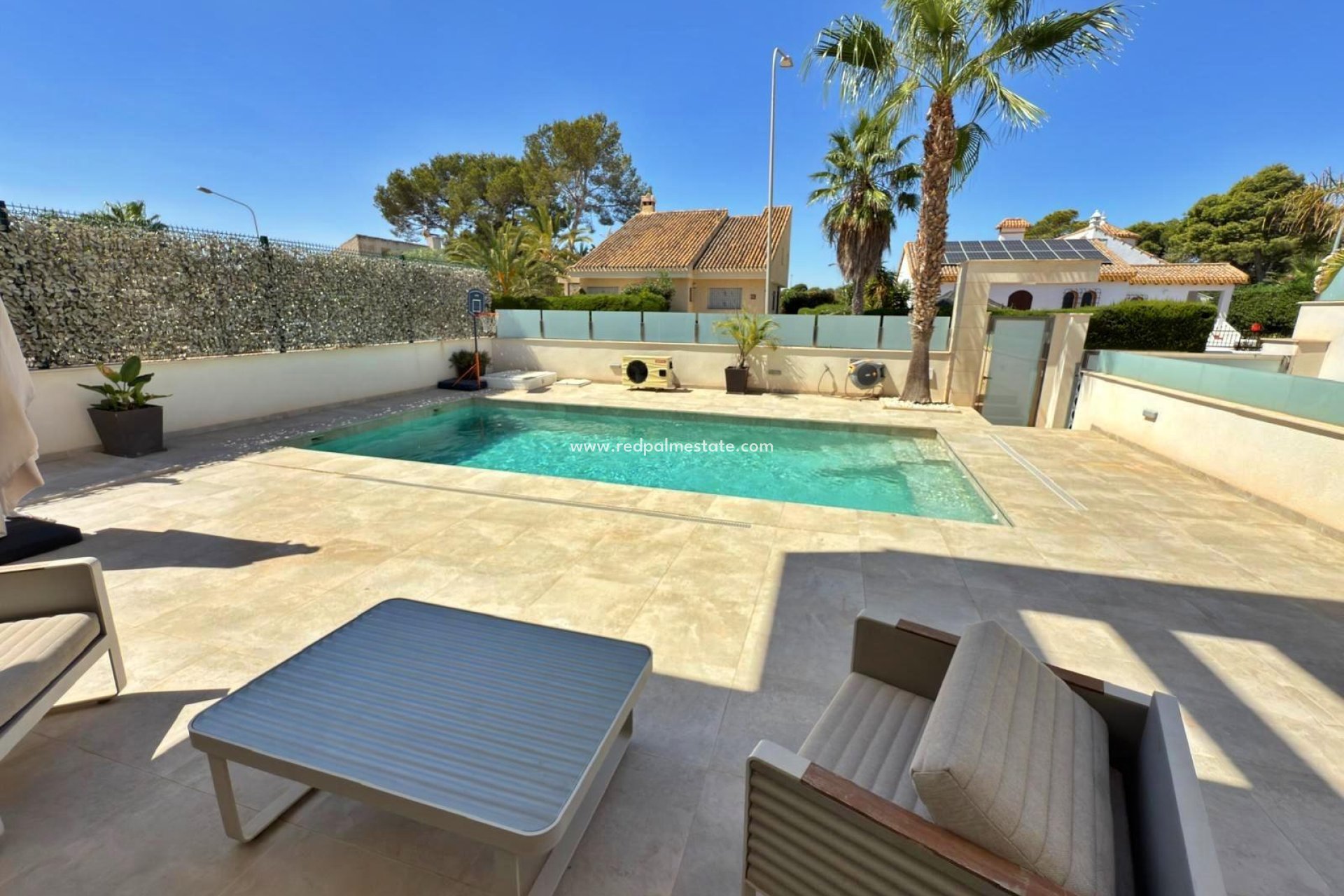 Resale - Villa -
Orihuela Costa - Villamartín